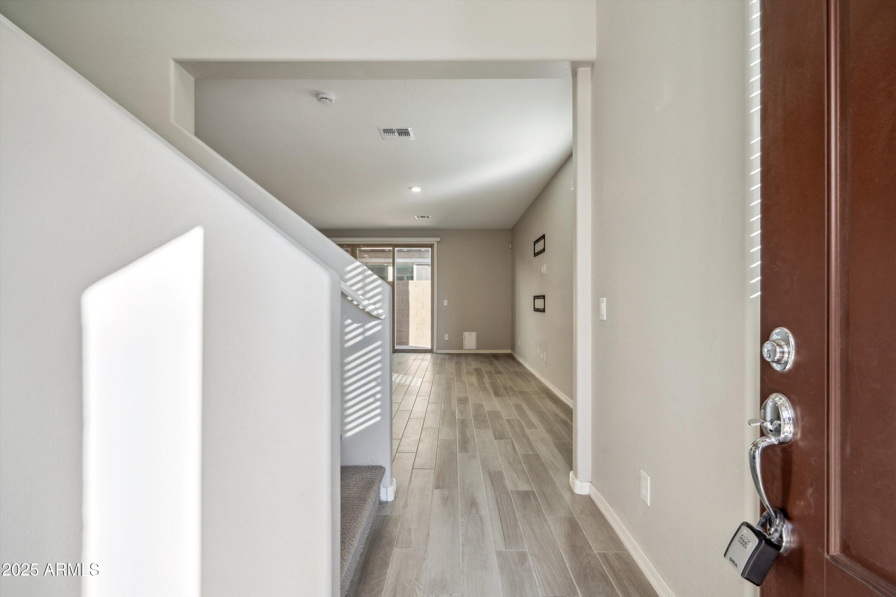 948 E ANDERSON Avenue