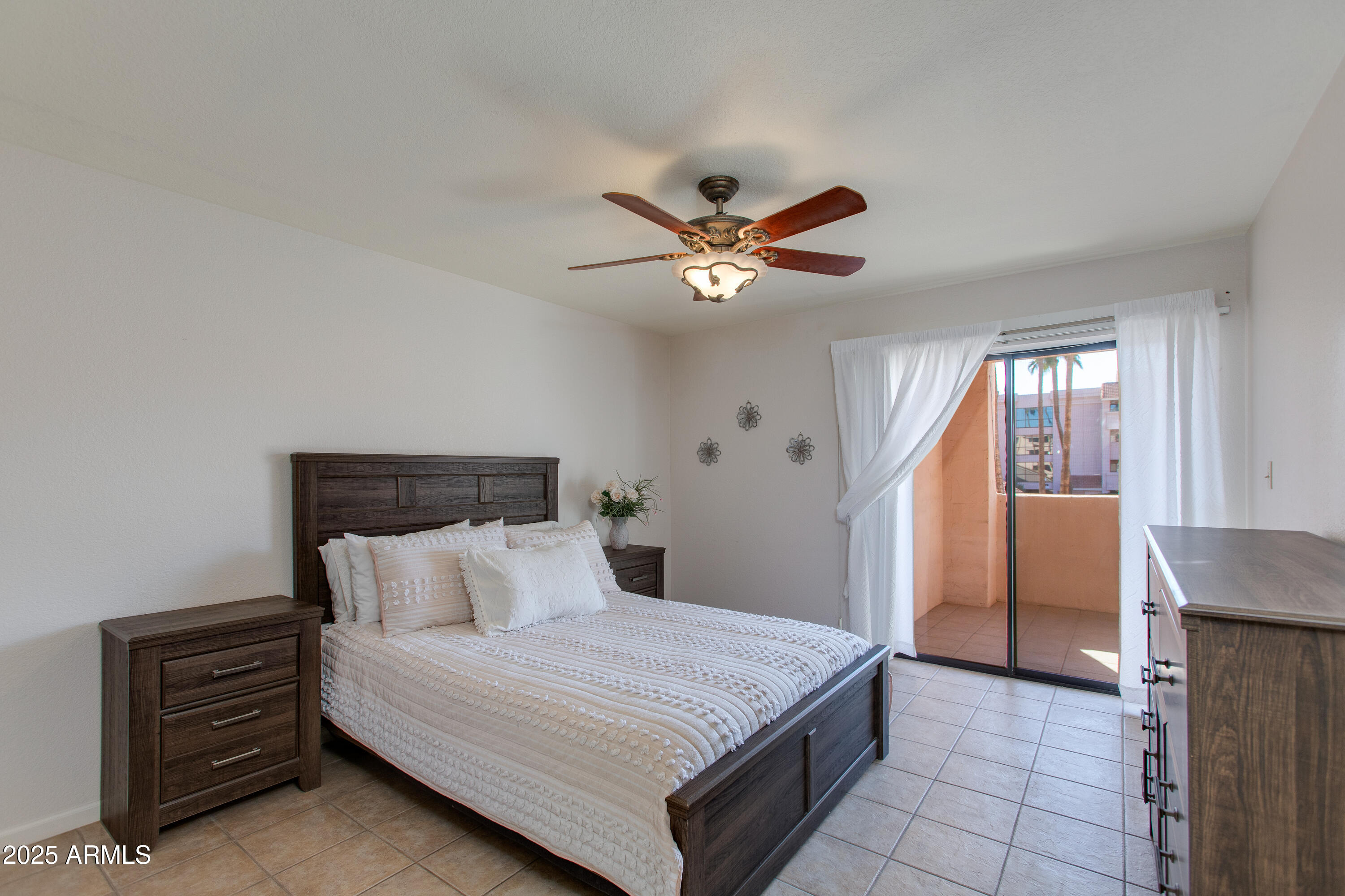 4141 N 31ST Street, 225