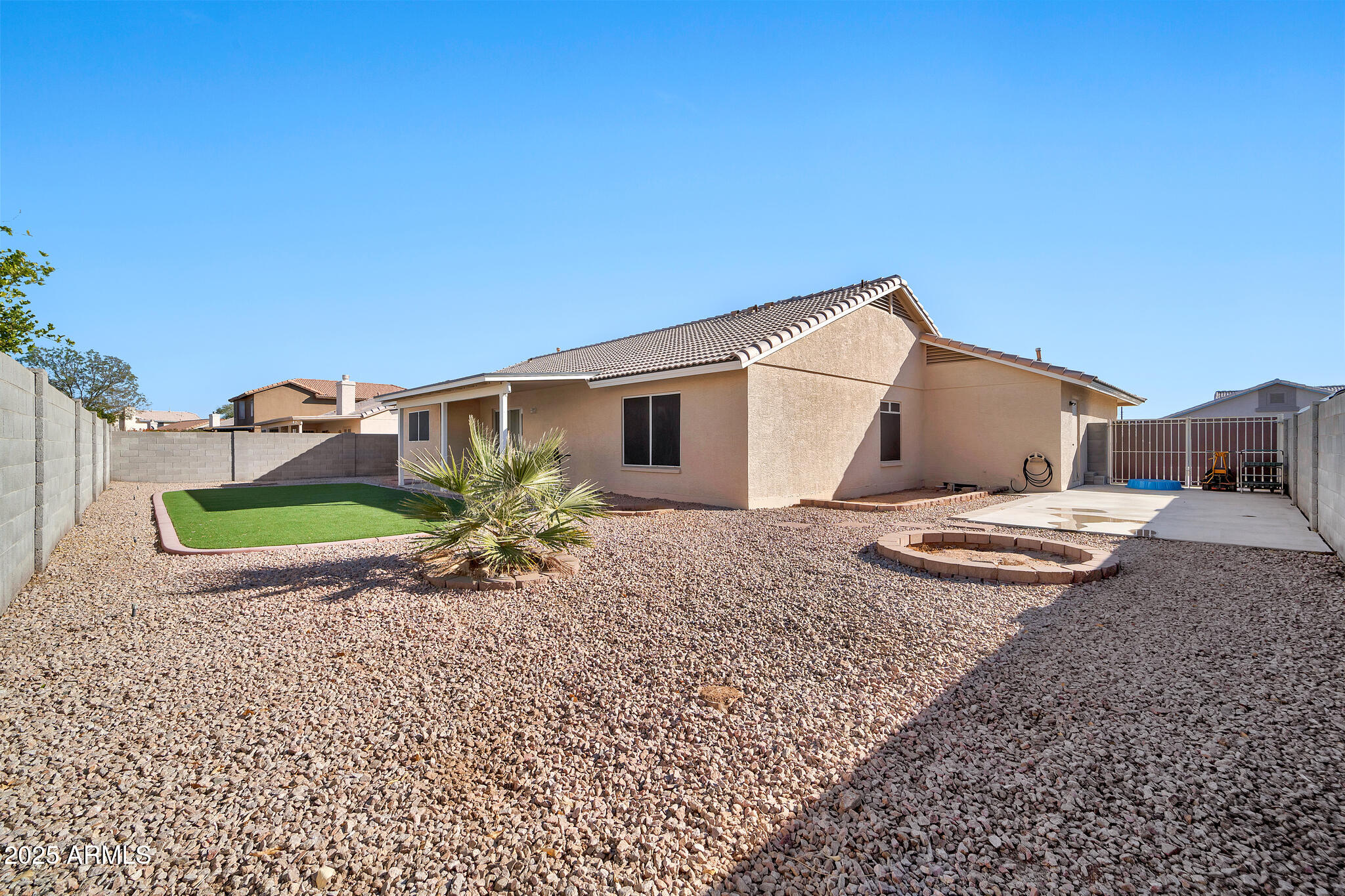 8832 W BLOOMFIELD Road