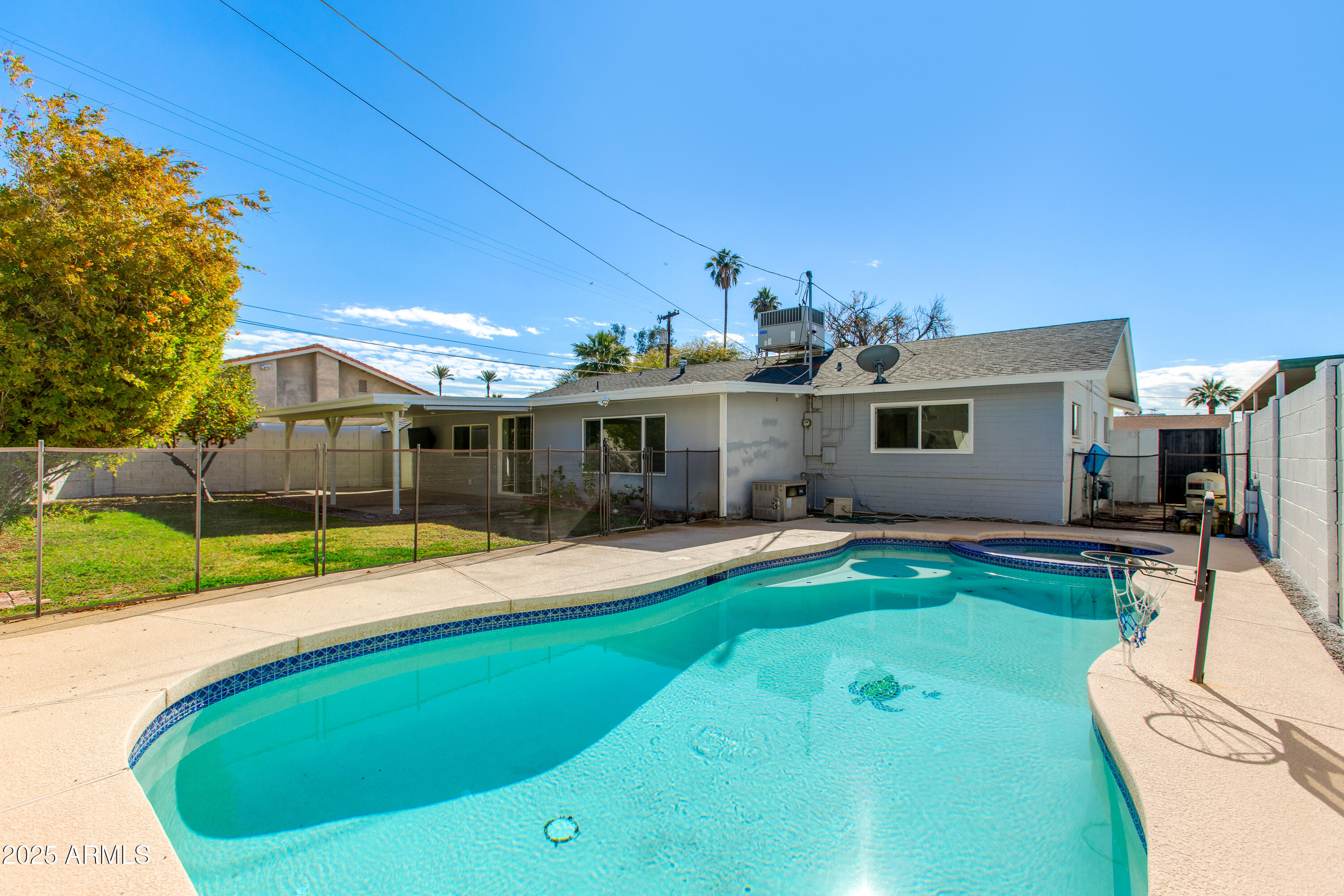 4322 E MULBERRY Drive