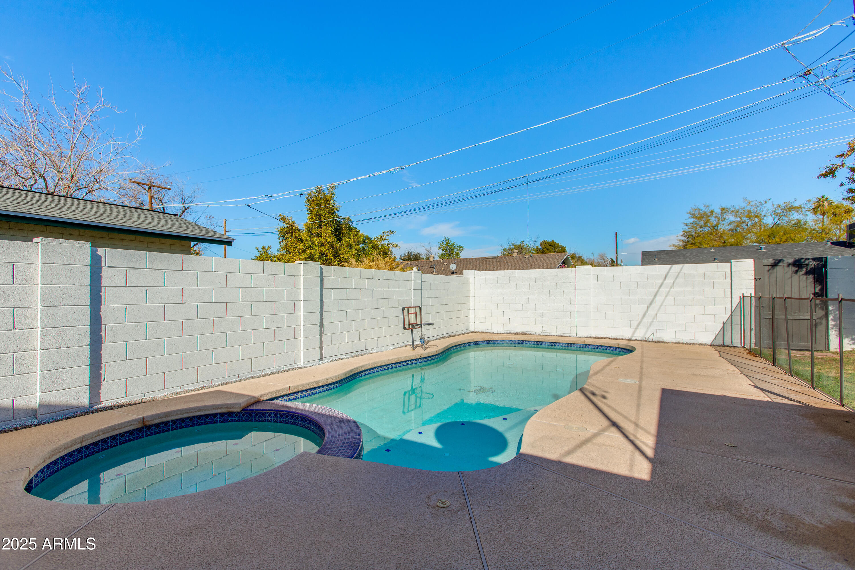 4322 E MULBERRY Drive