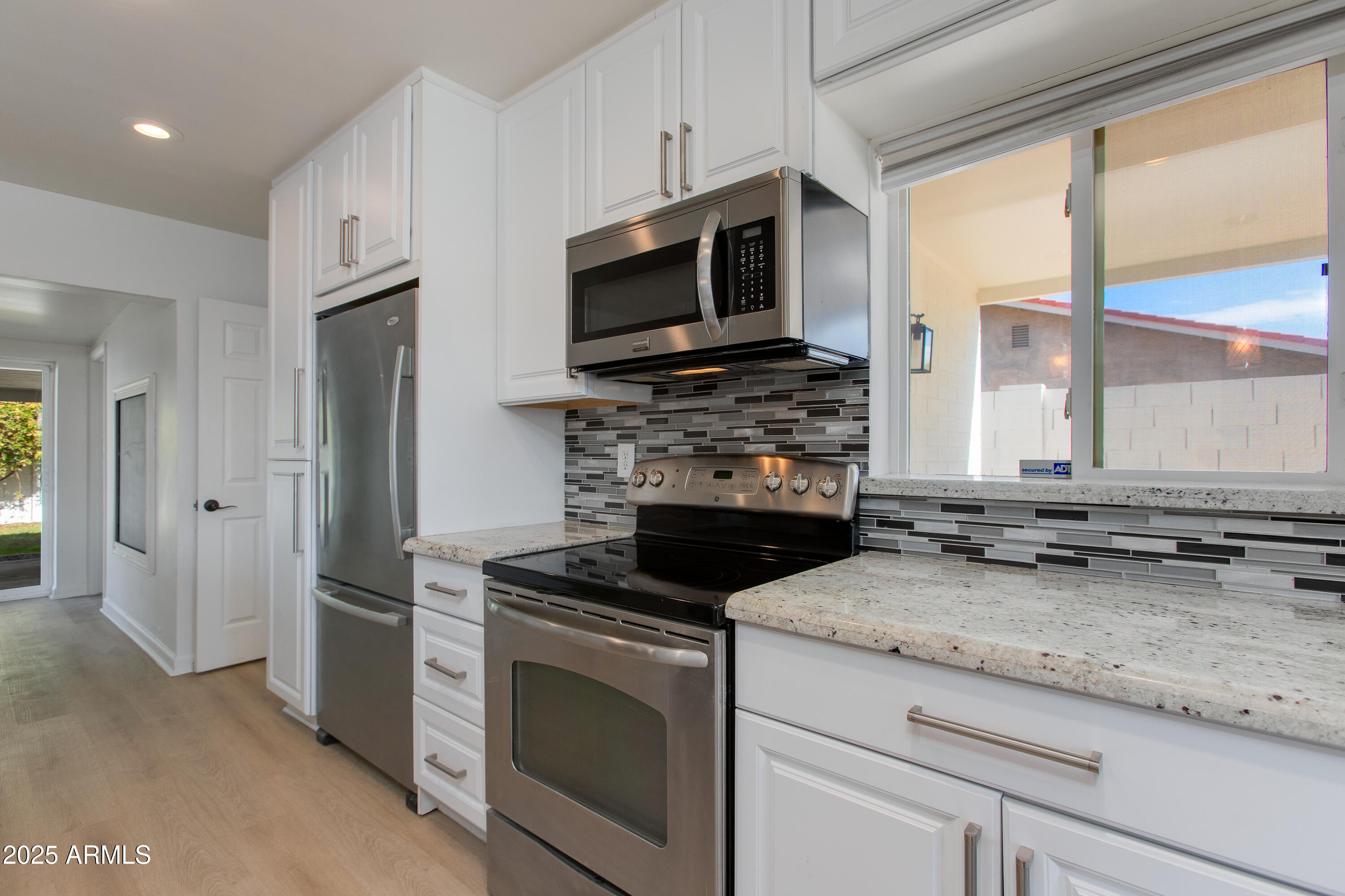 4322 E MULBERRY Drive