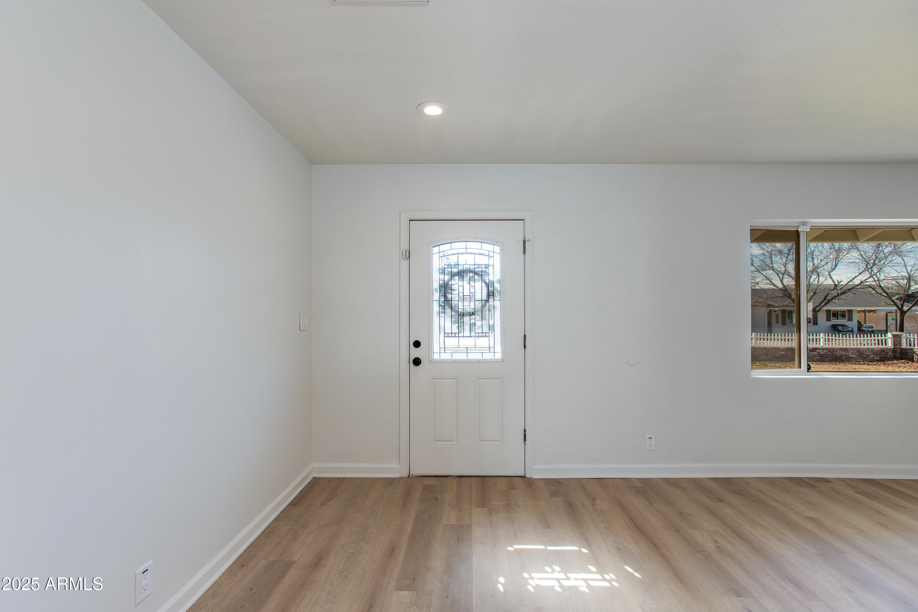 4322 E MULBERRY Drive