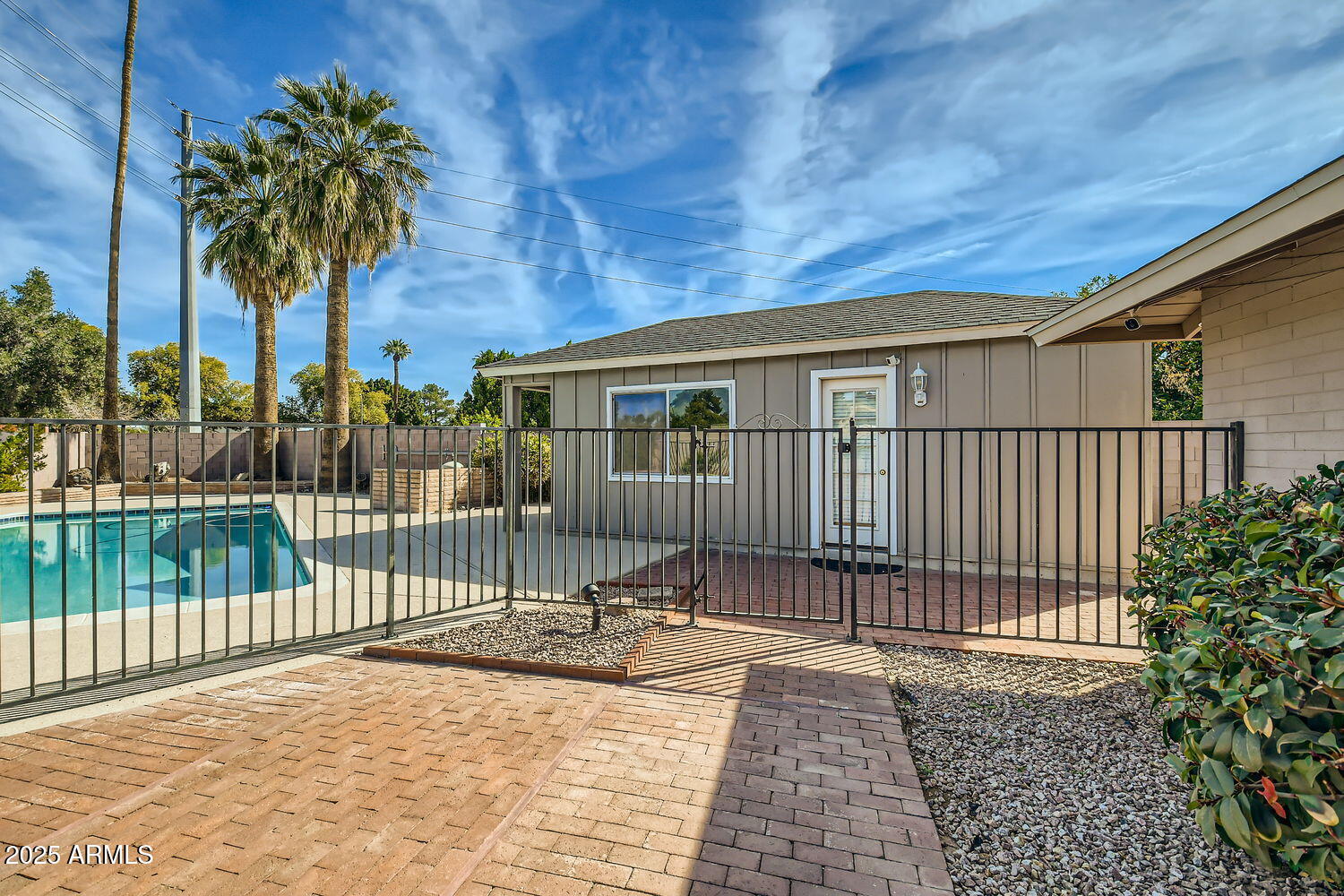 4728 E MULBERRY Drive