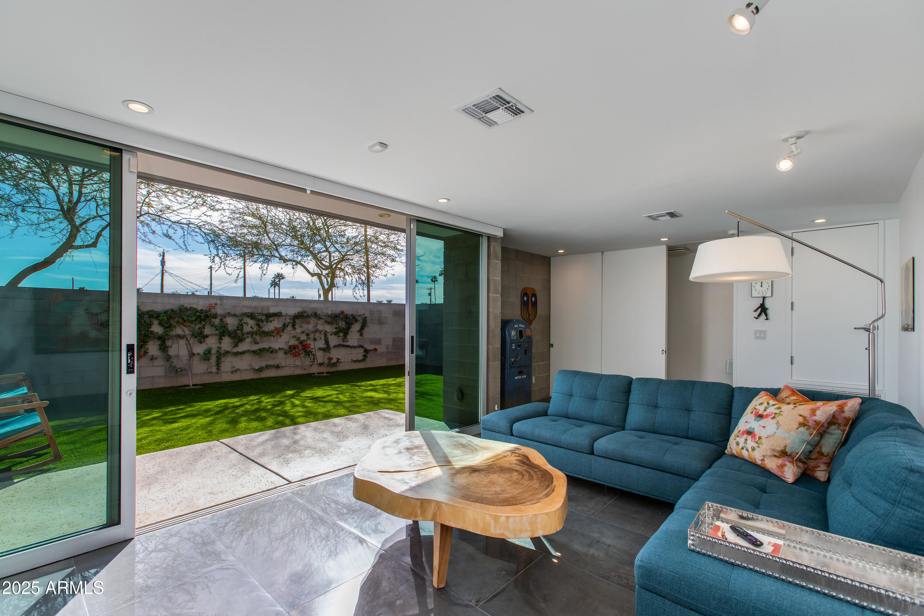 4410 N 27TH Street, 5