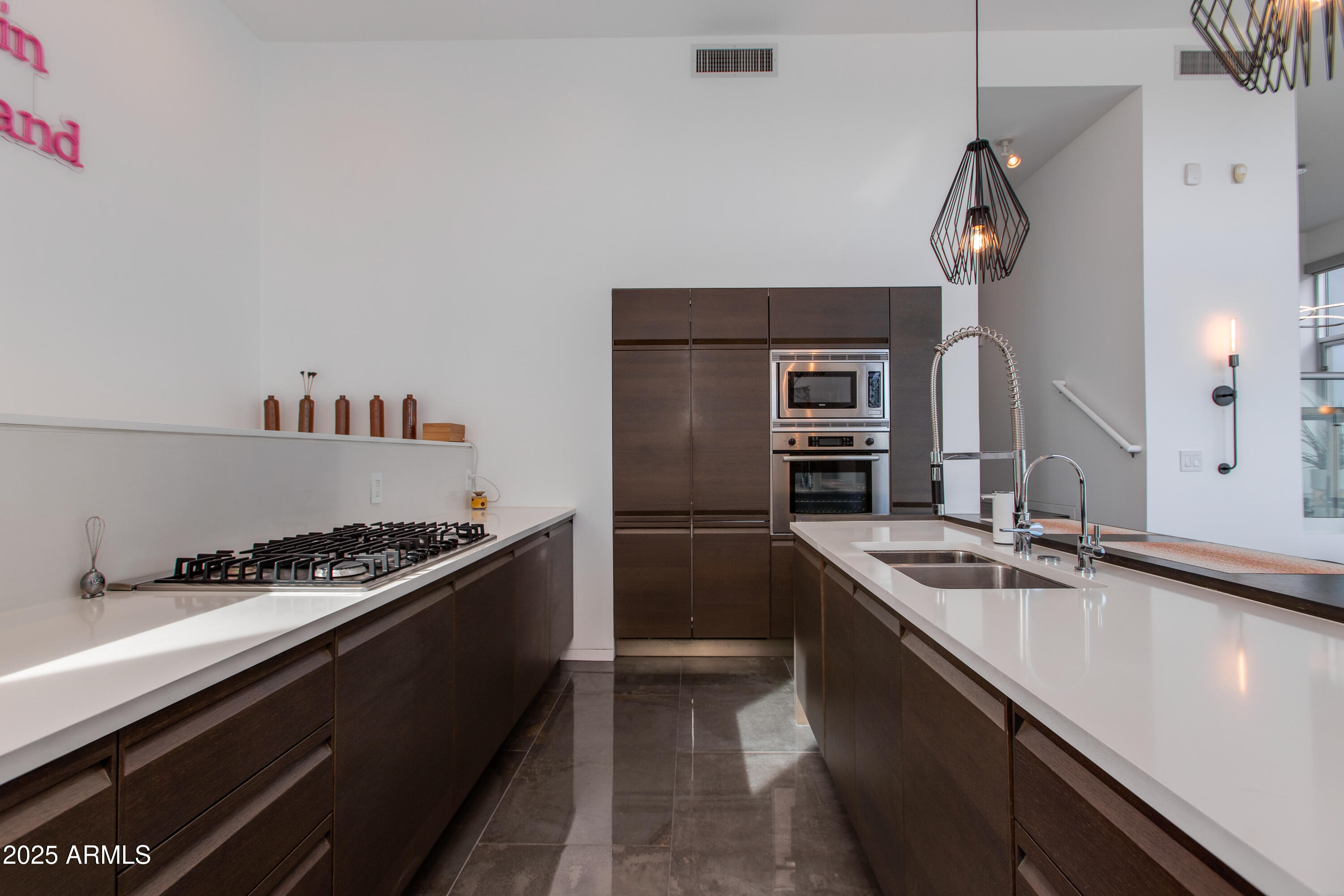 4410 N 27TH Street, 5