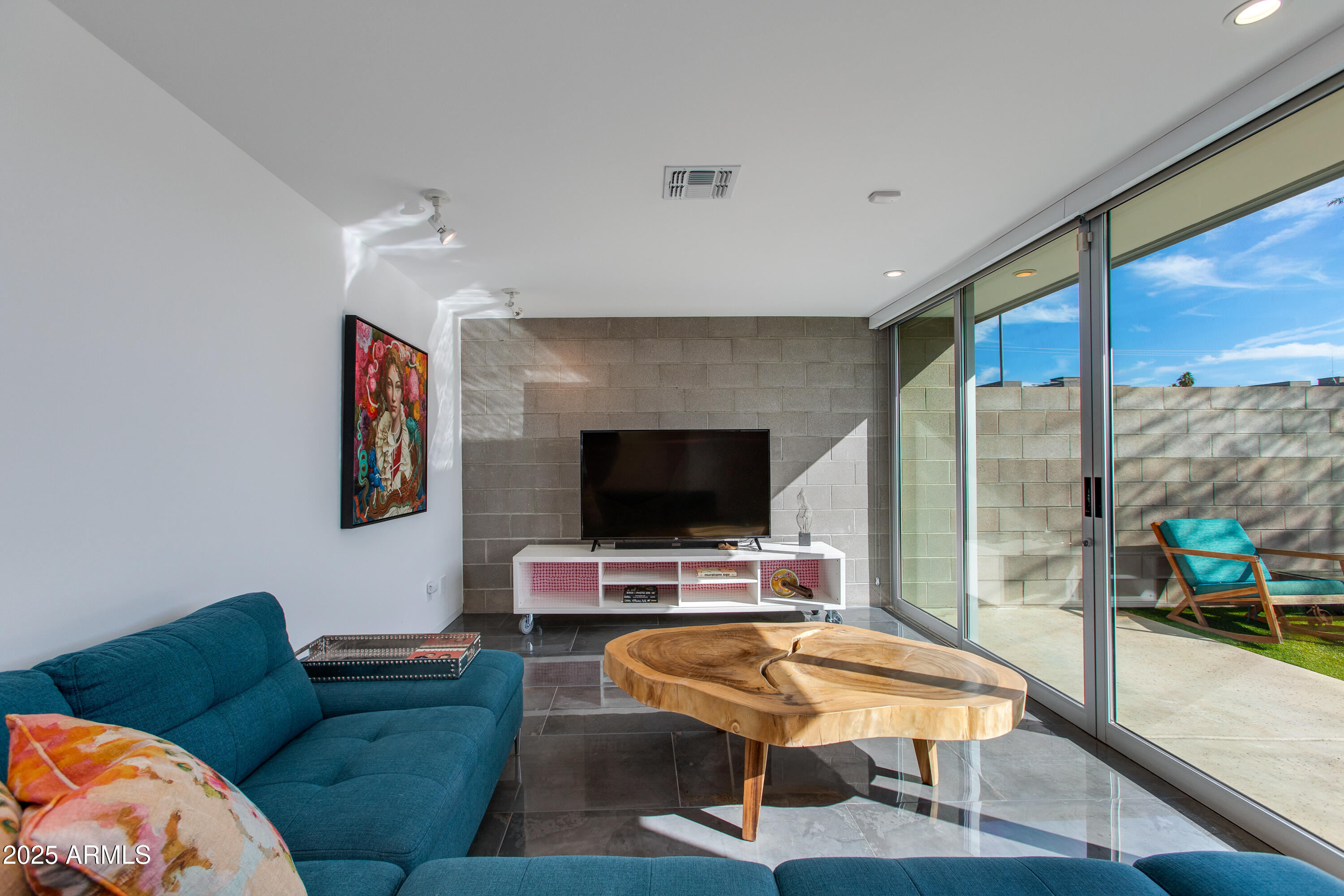 4410 N 27TH Street, 5