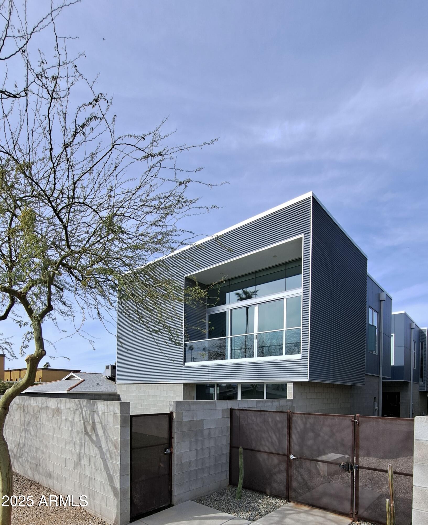 4410 N 27TH Street, 5