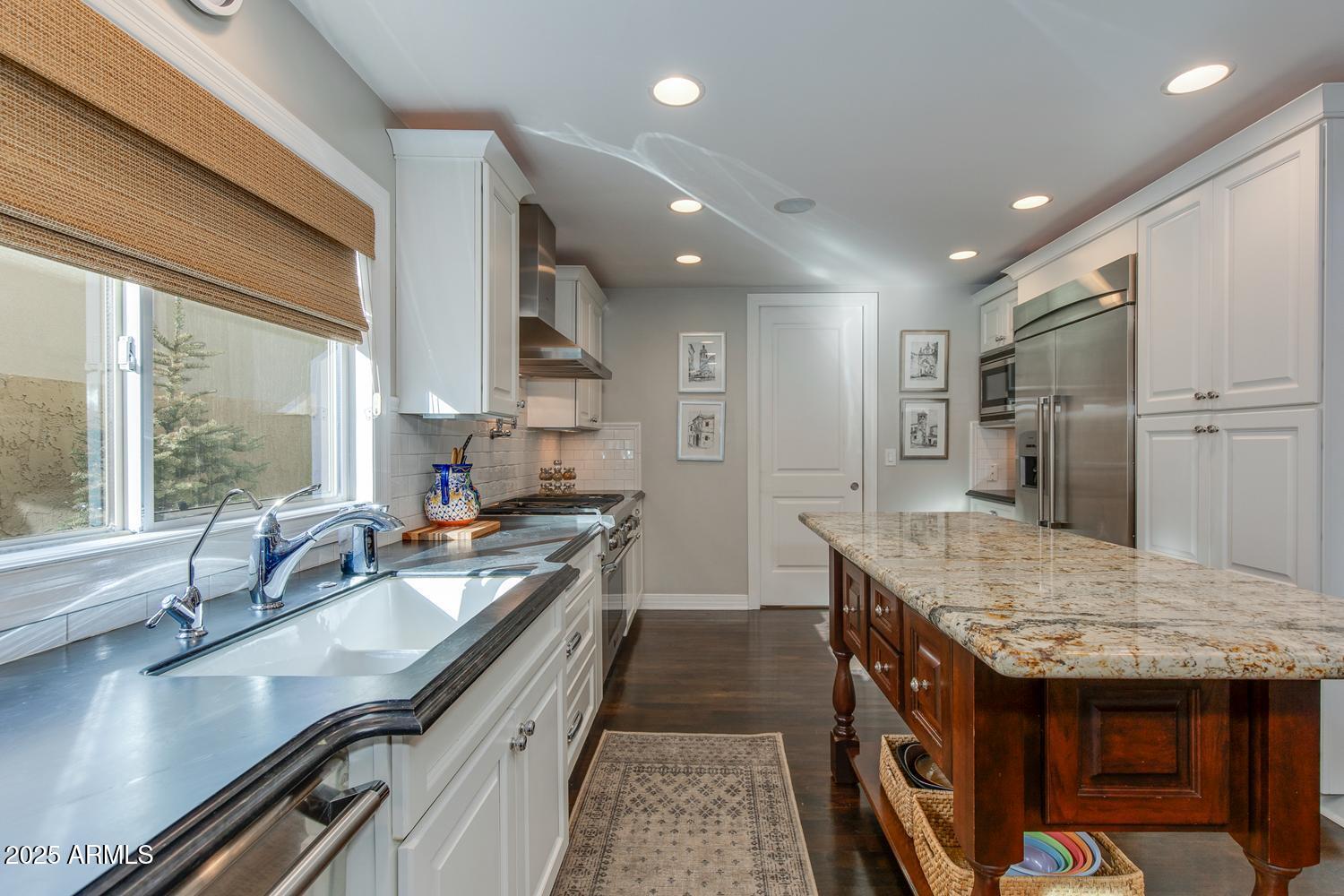 7325 E EL CAMINITO Drive