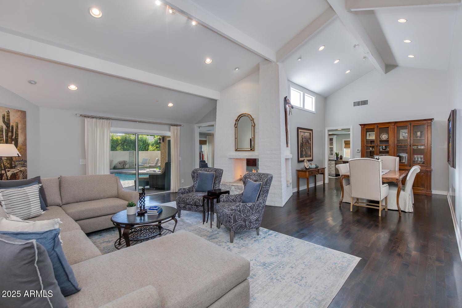 7325 E EL CAMINITO Drive