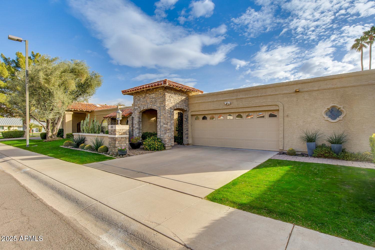 7325 E EL CAMINITO Drive