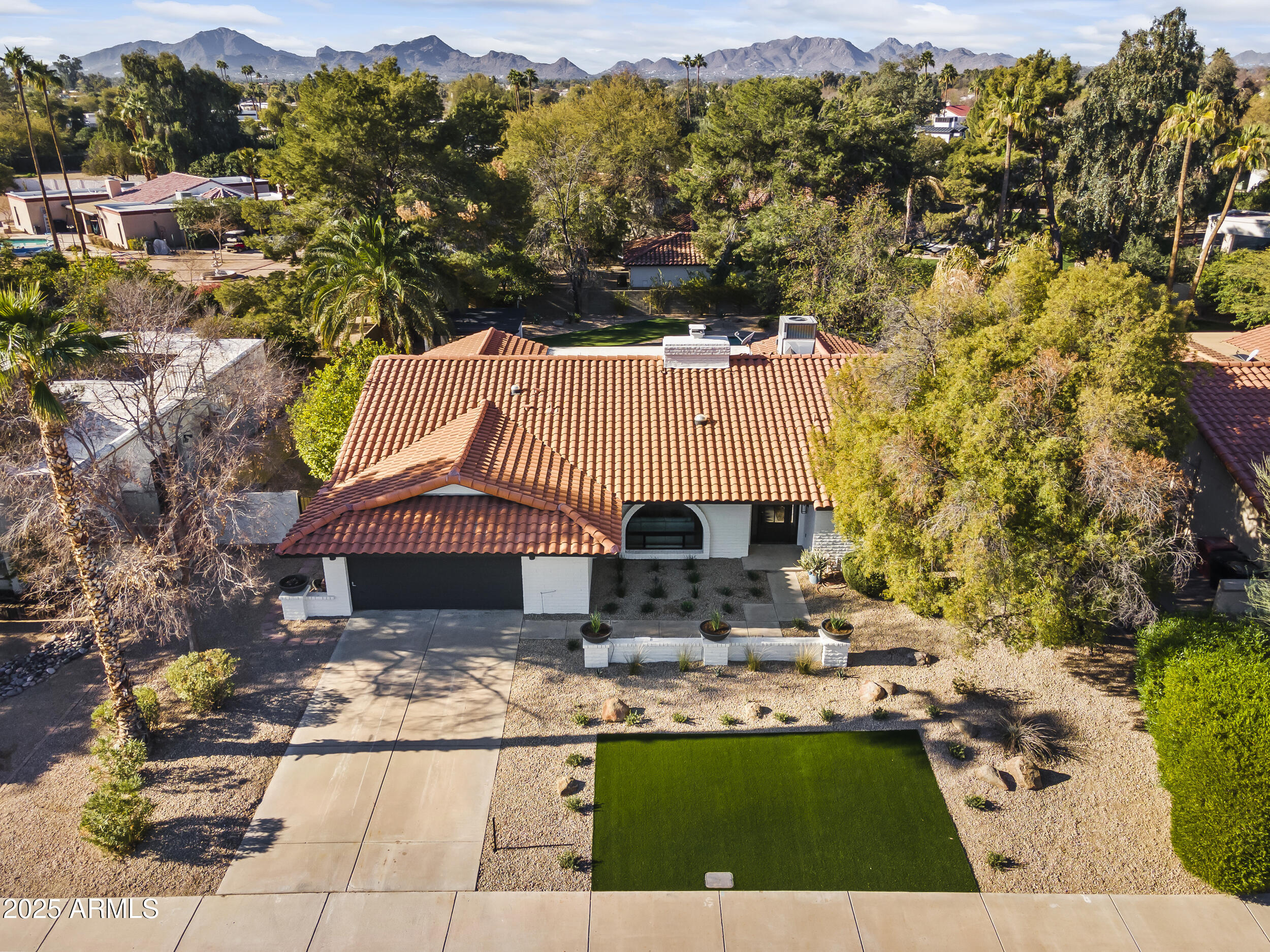 7607 E CHARTER OAK Road