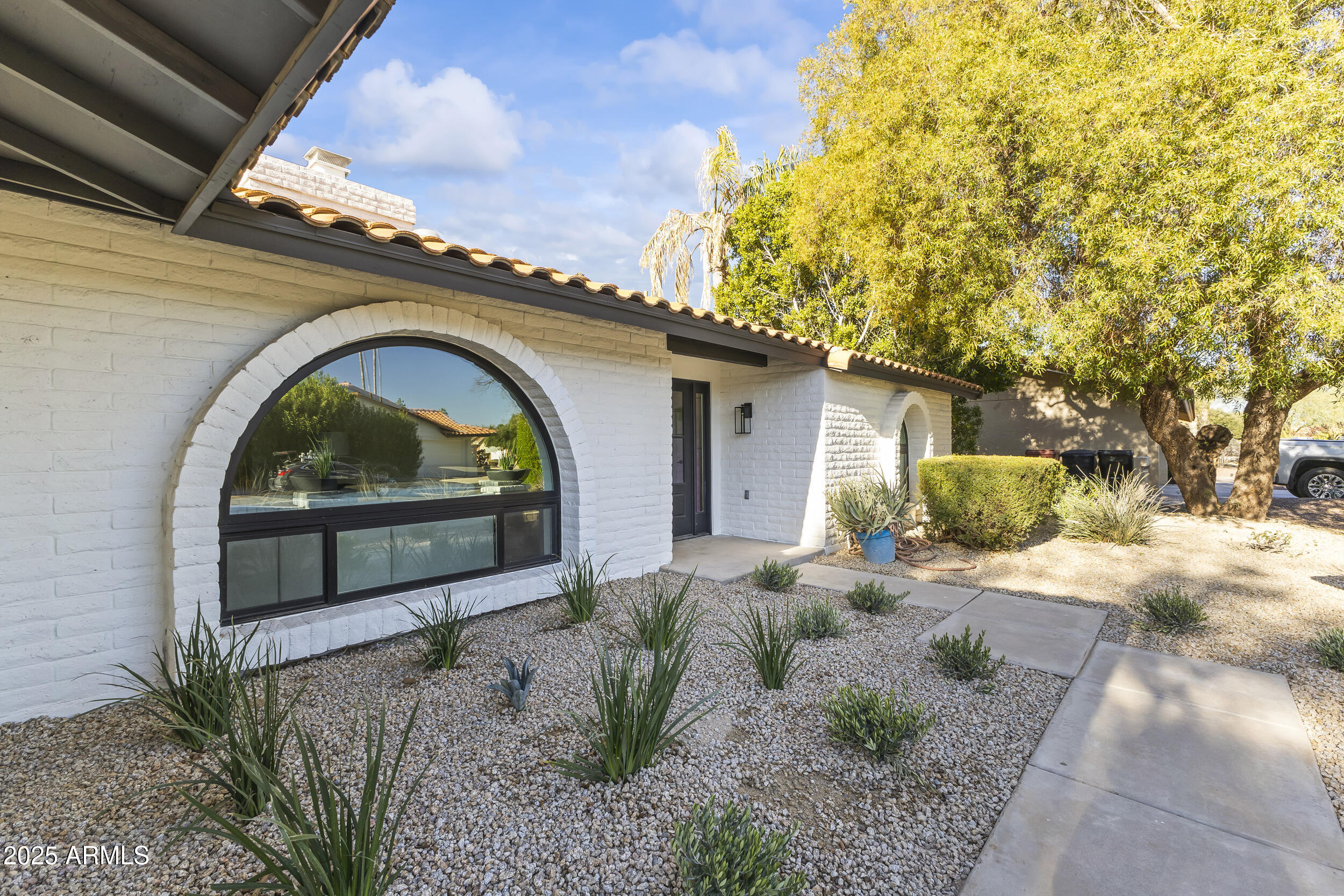 7607 E CHARTER OAK Road