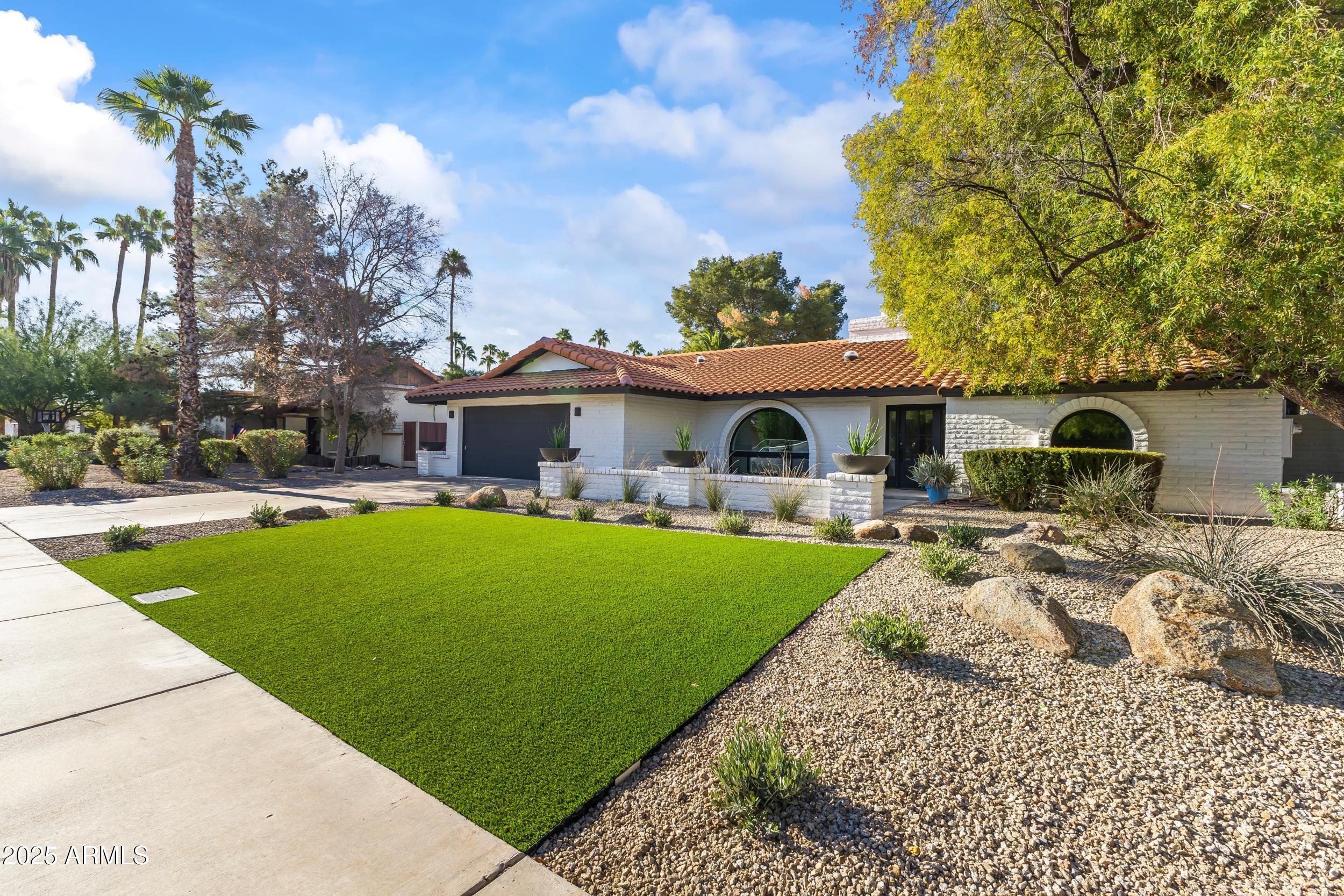 7607 E CHARTER OAK Road
