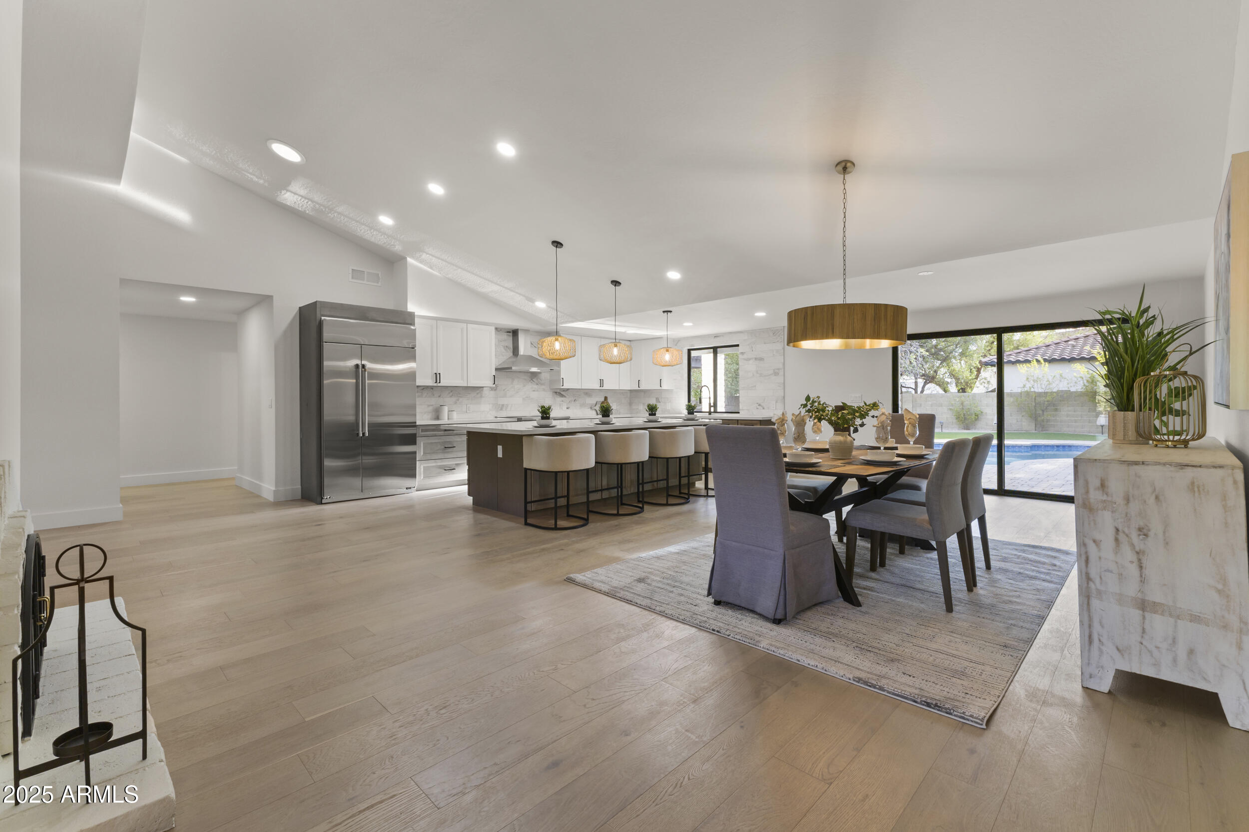 7607 E CHARTER OAK Road