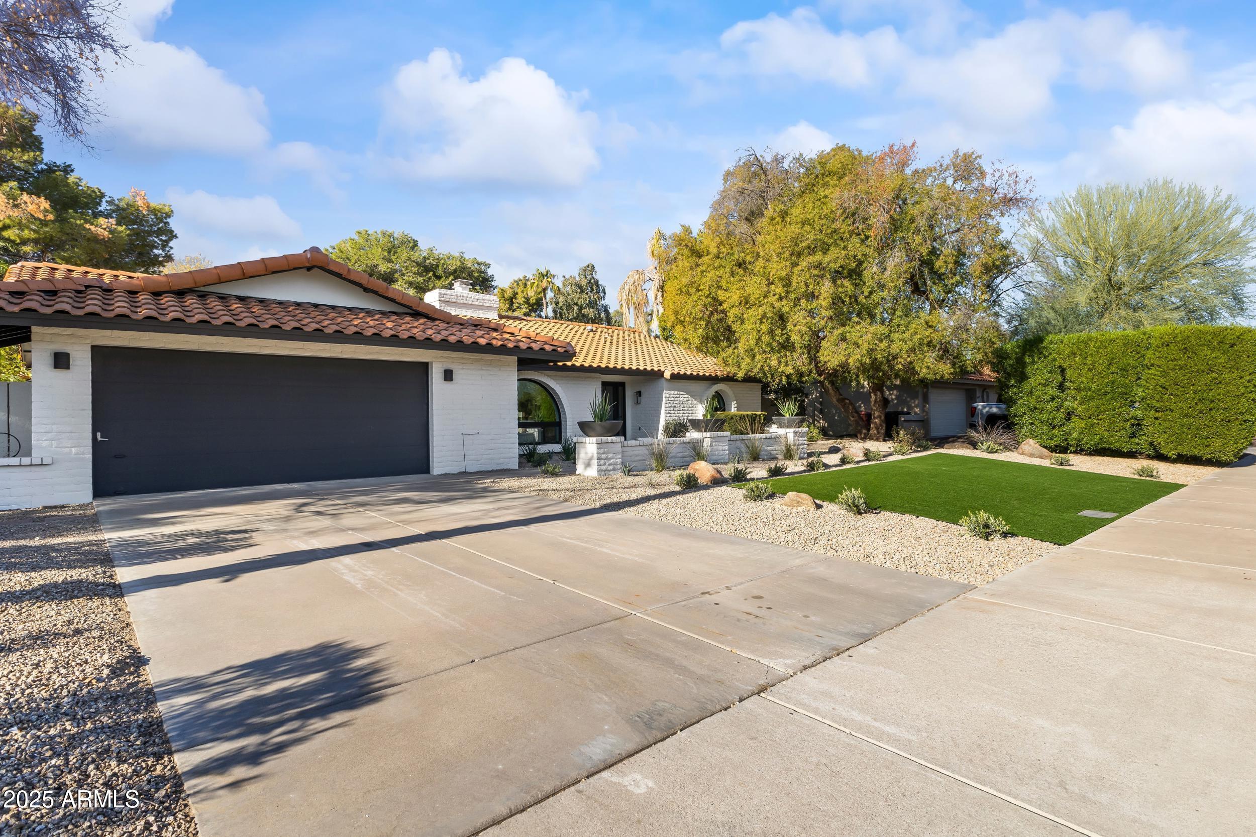 7607 E CHARTER OAK Road