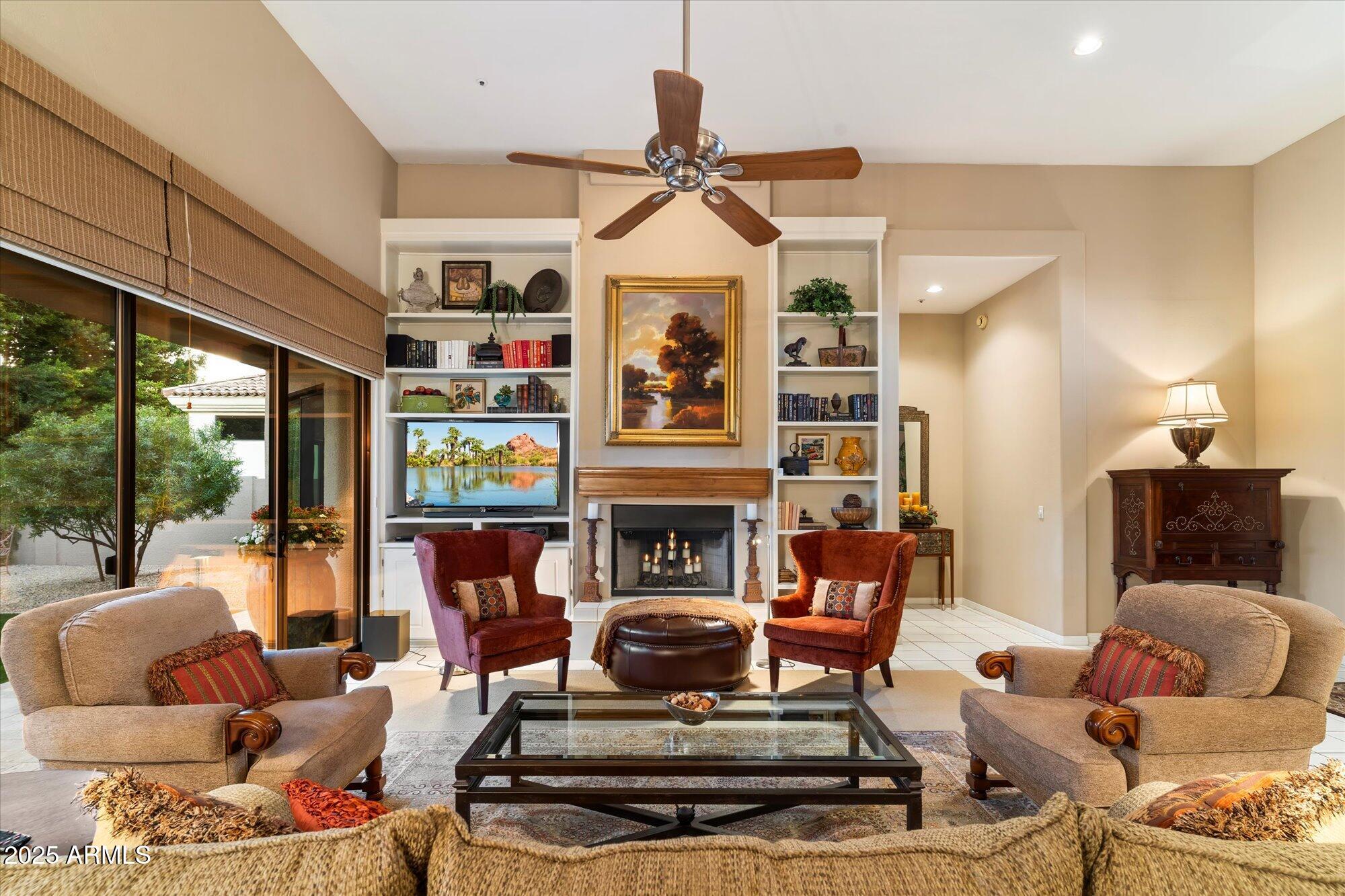 7327 E VIA ESTRELLA Avenue