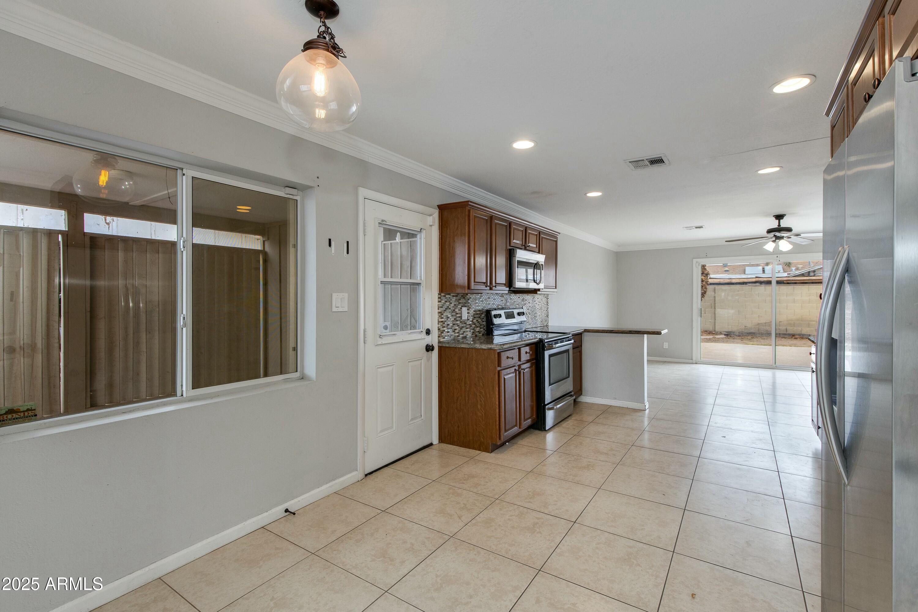 8608 E Vernon Avenue