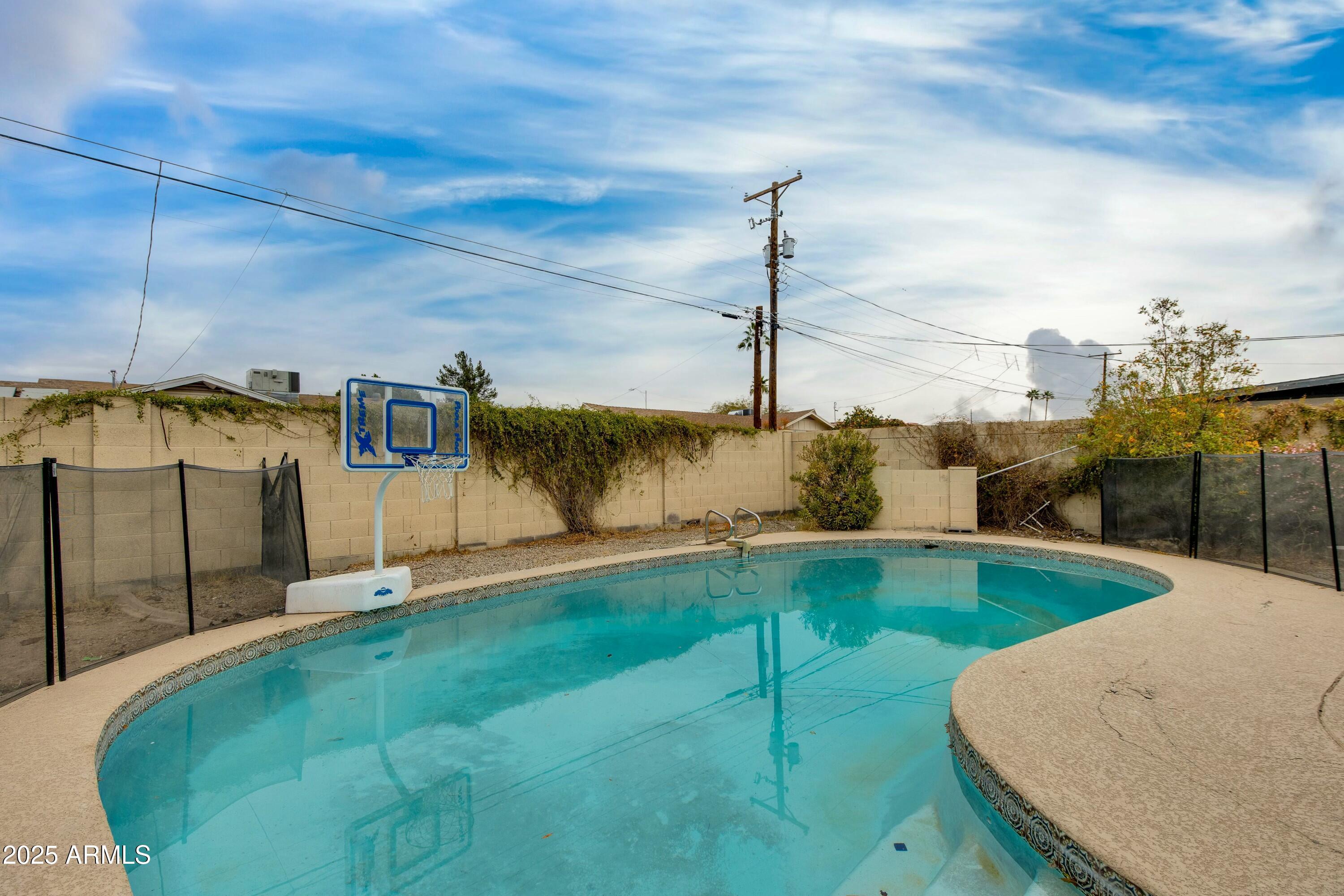 8608 E Vernon Avenue