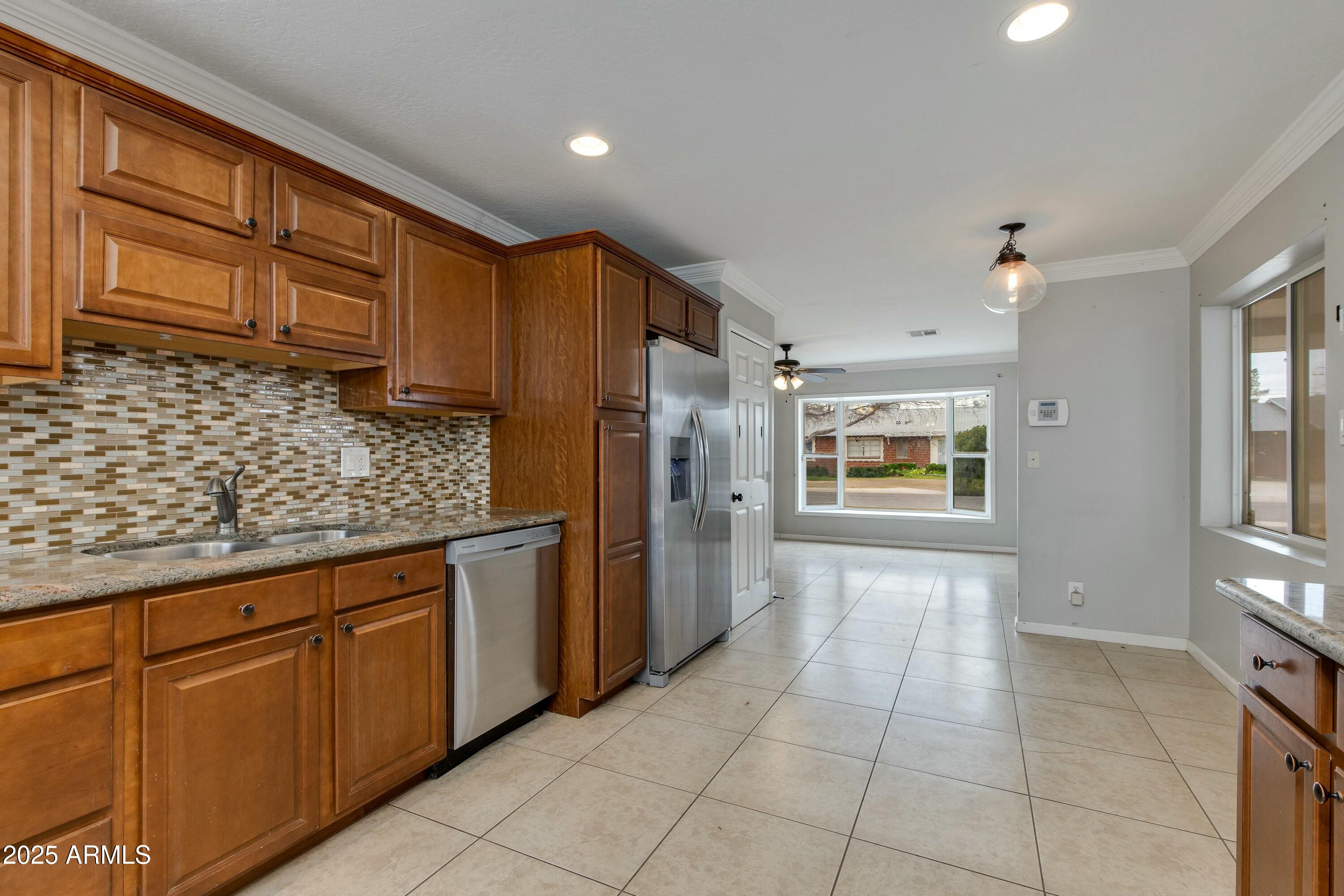 8608 E Vernon Avenue