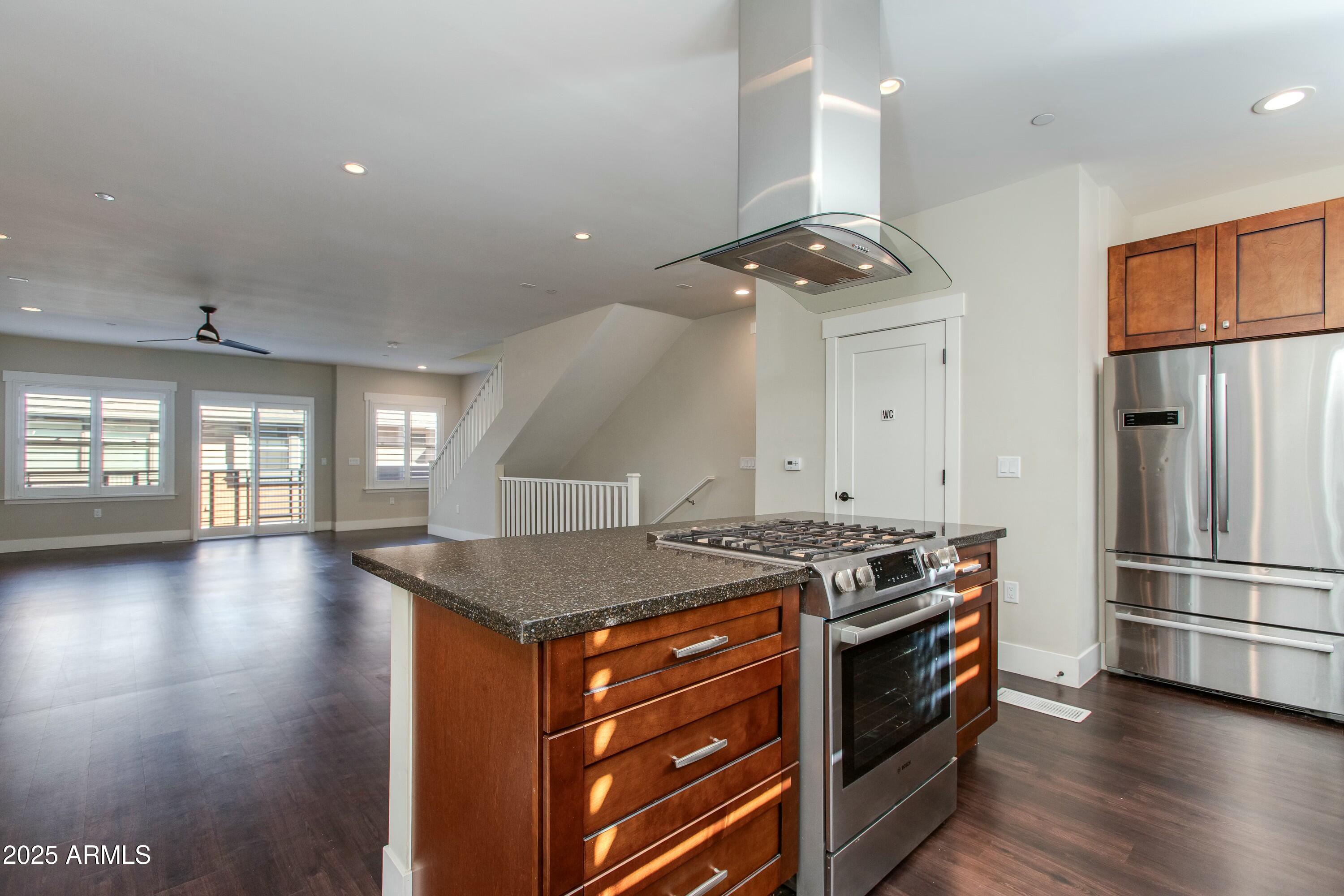 1400 E BETHANY HOME Road, 27