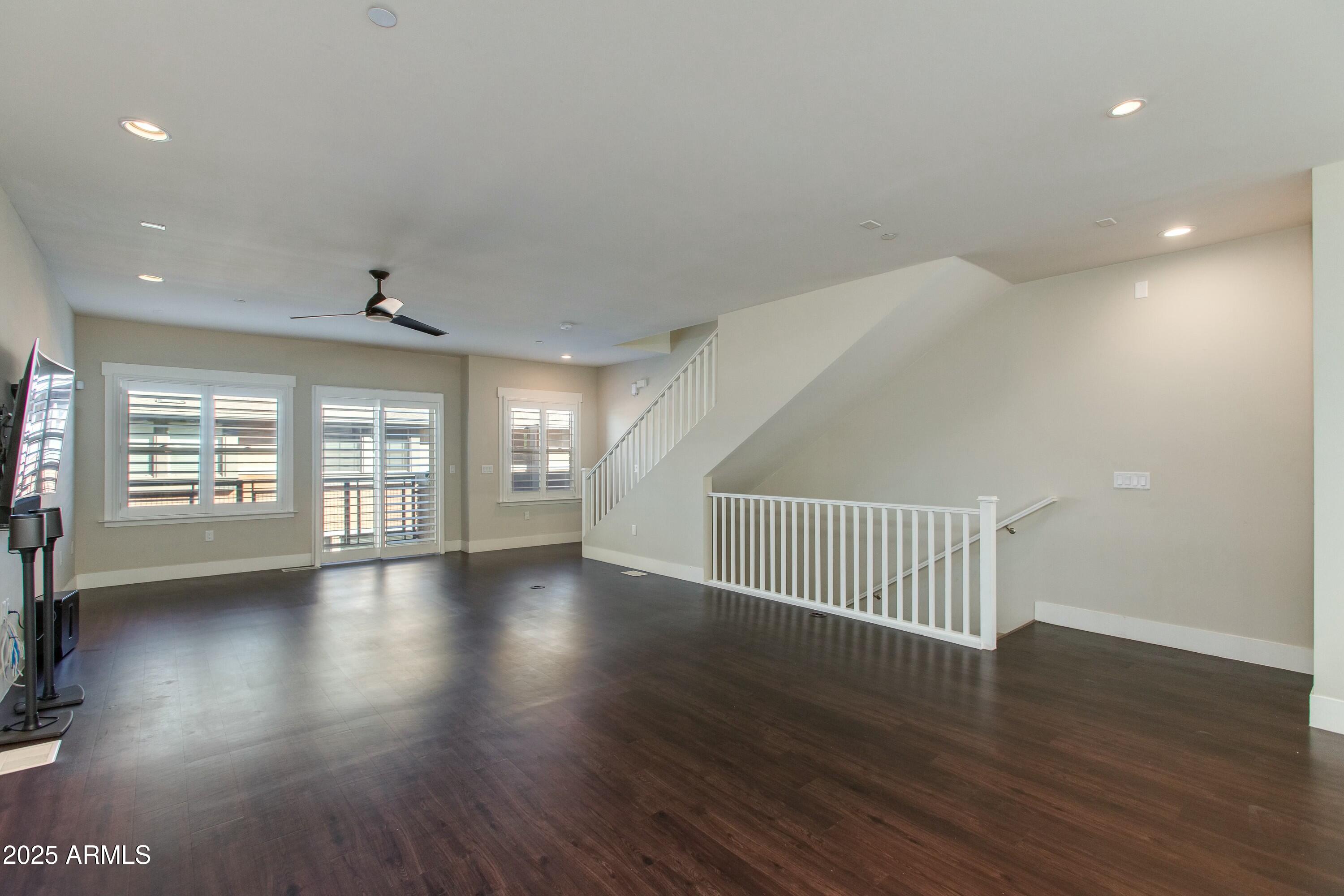 1400 E BETHANY HOME Road, 27