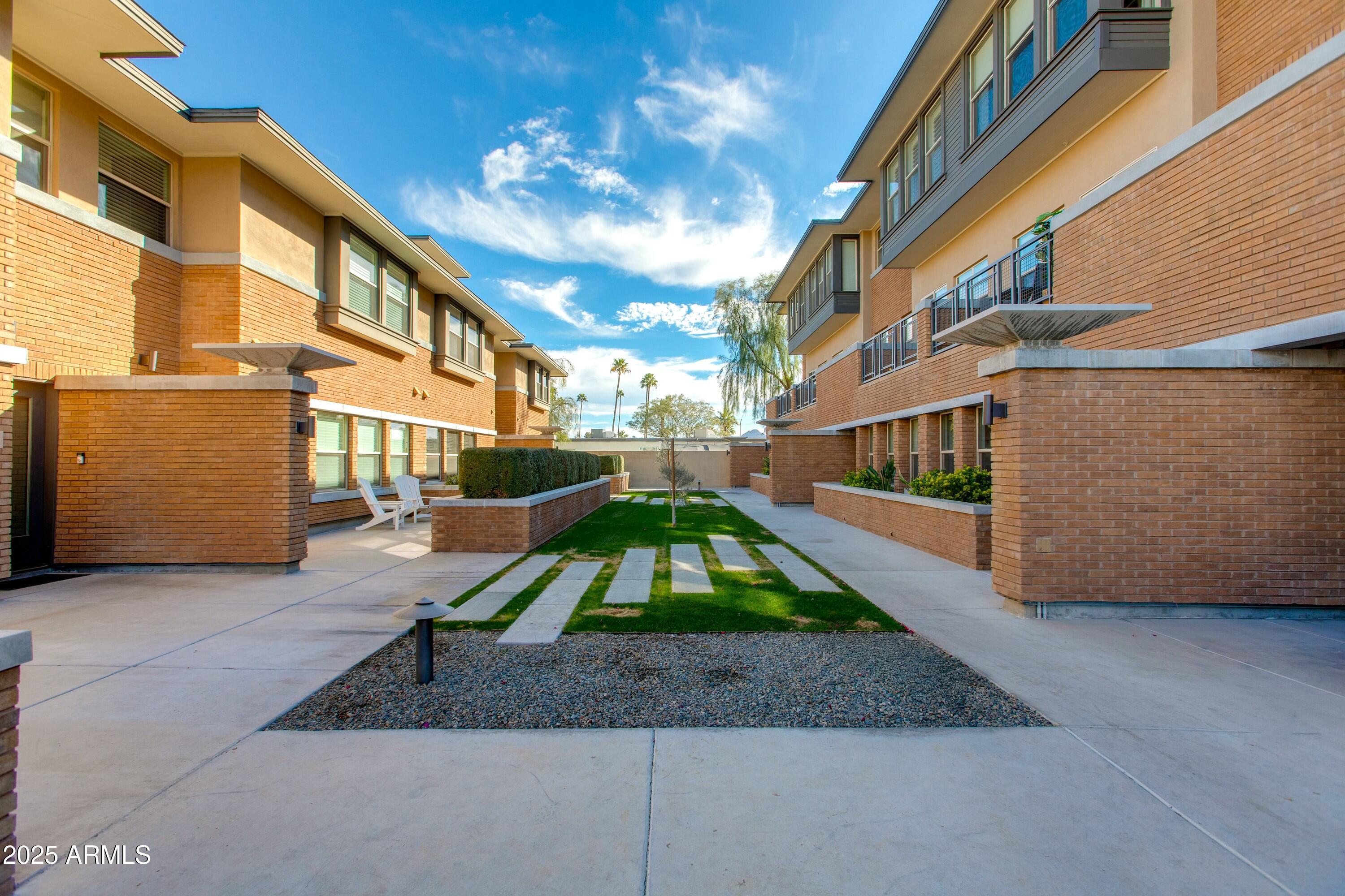 1400 E BETHANY HOME Road, 27