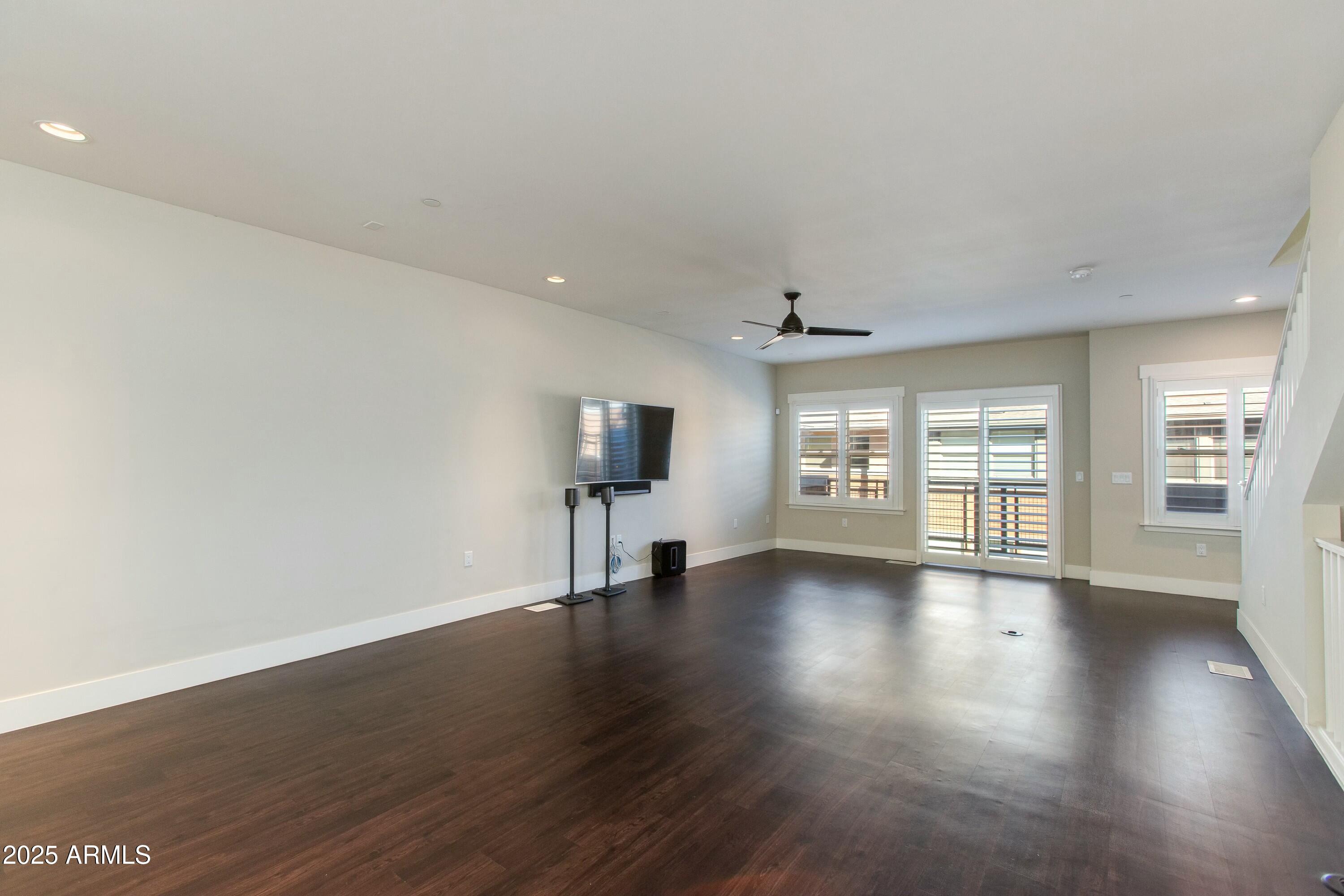 1400 E BETHANY HOME Road, 27