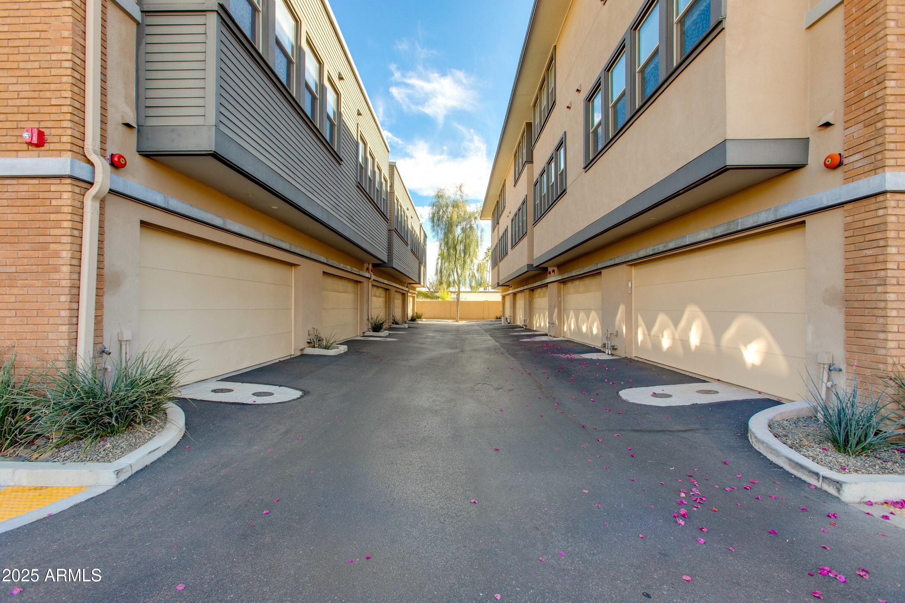 1400 E BETHANY HOME Road, 27