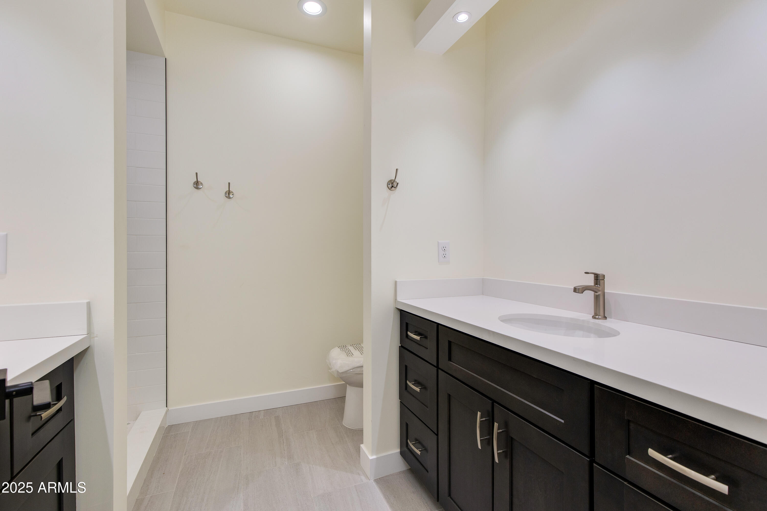 430 S Roosevelt Street