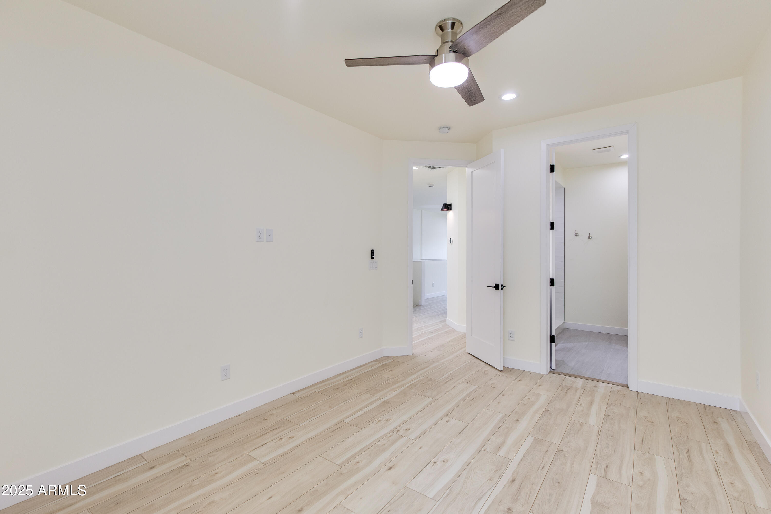 430 S Roosevelt Street