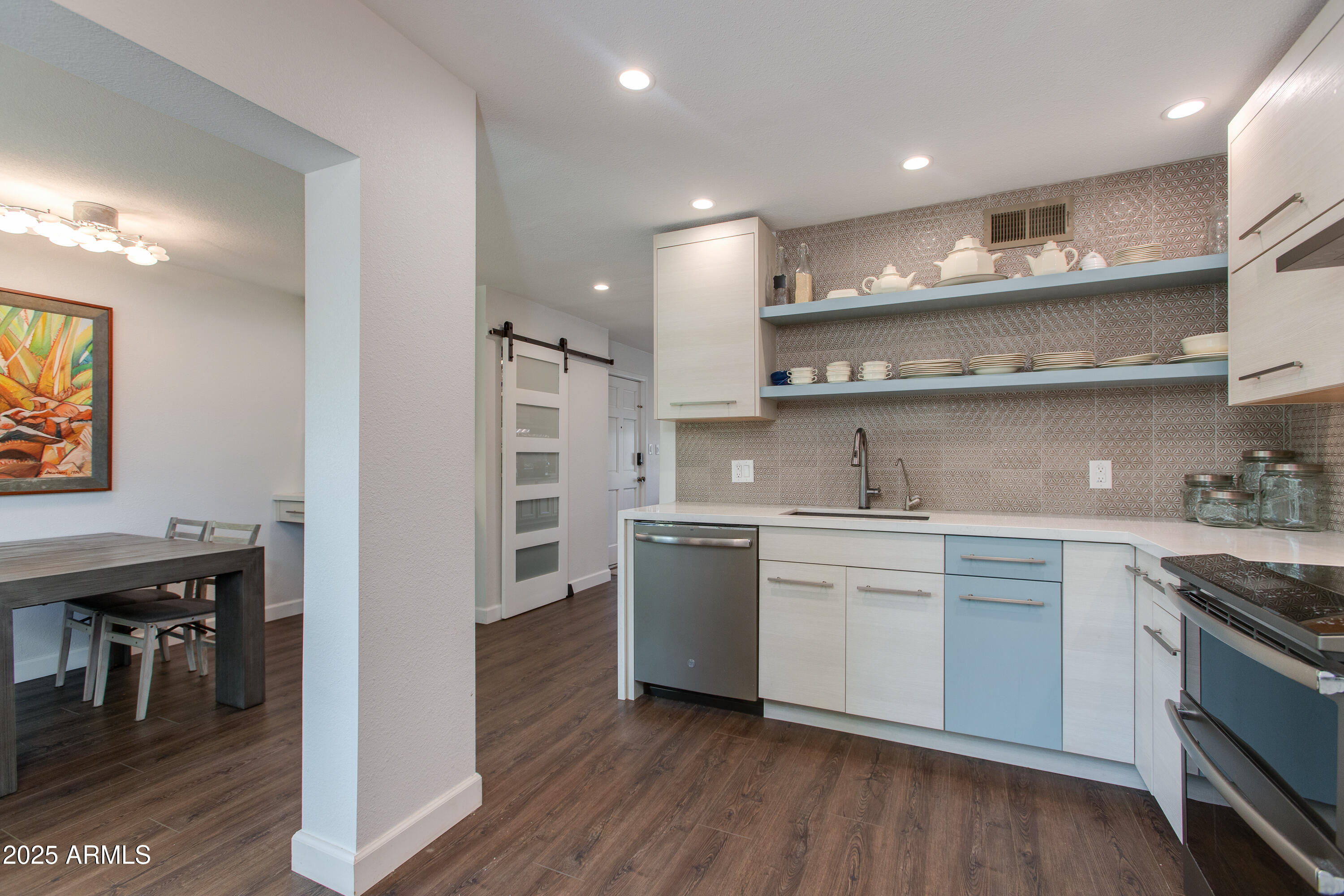4201 E CAMELBACK Road, 34