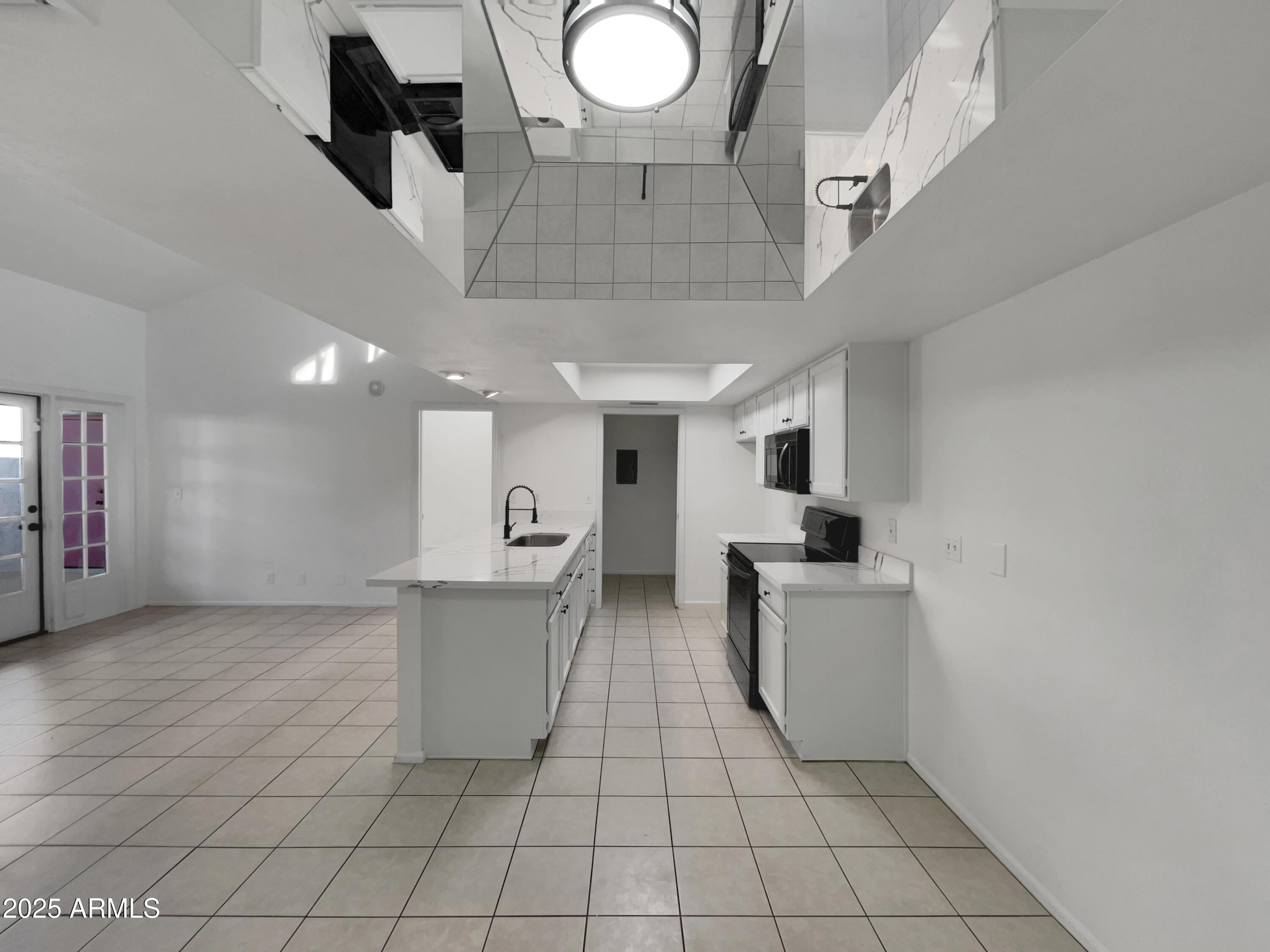 633 W SOUTHERN Avenue 1115