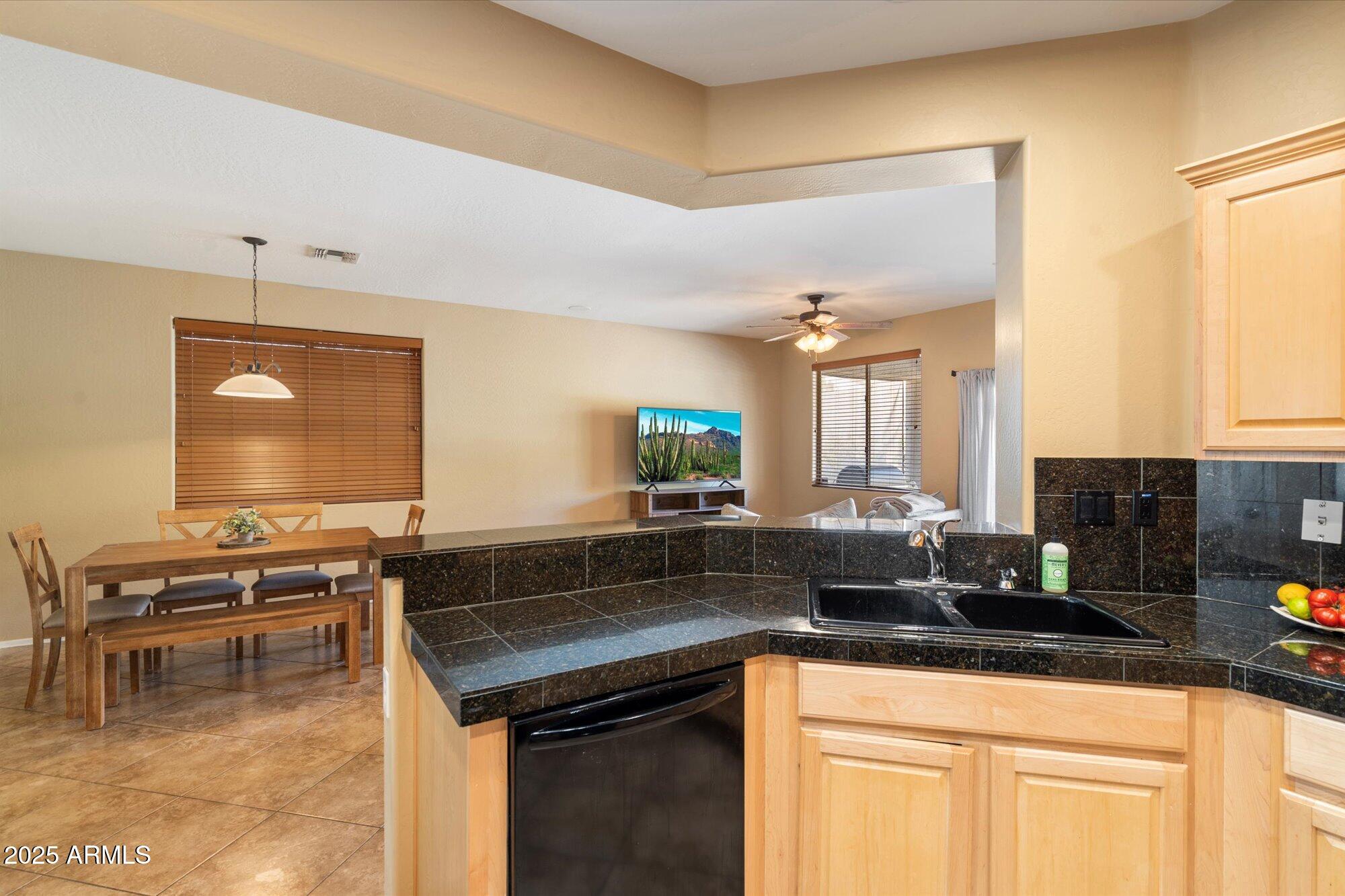 3734 W BLUE EAGLE Court