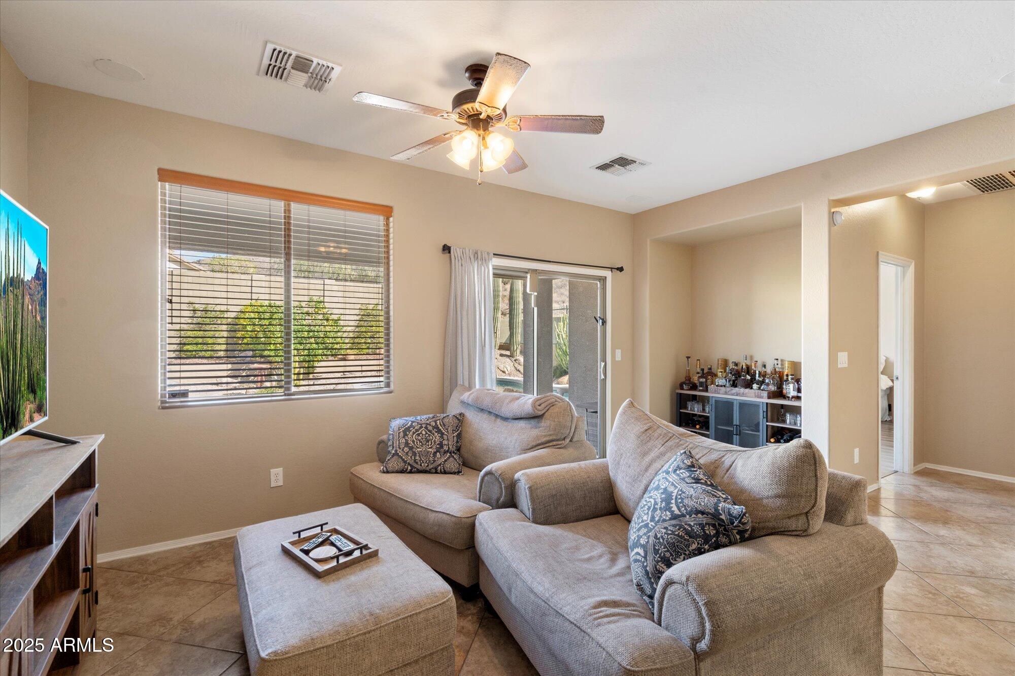 3734 W BLUE EAGLE Court