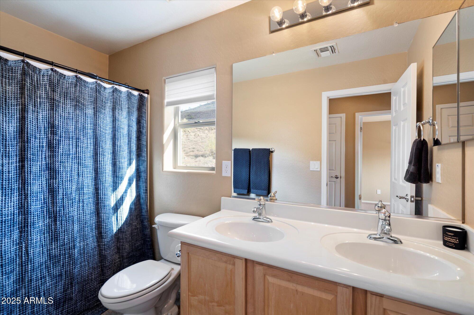 3734 W BLUE EAGLE Court