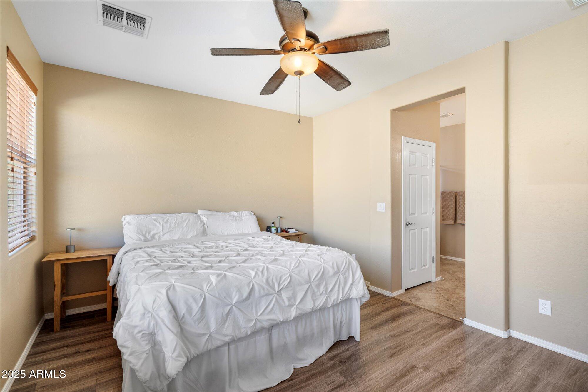 3734 W BLUE EAGLE Court