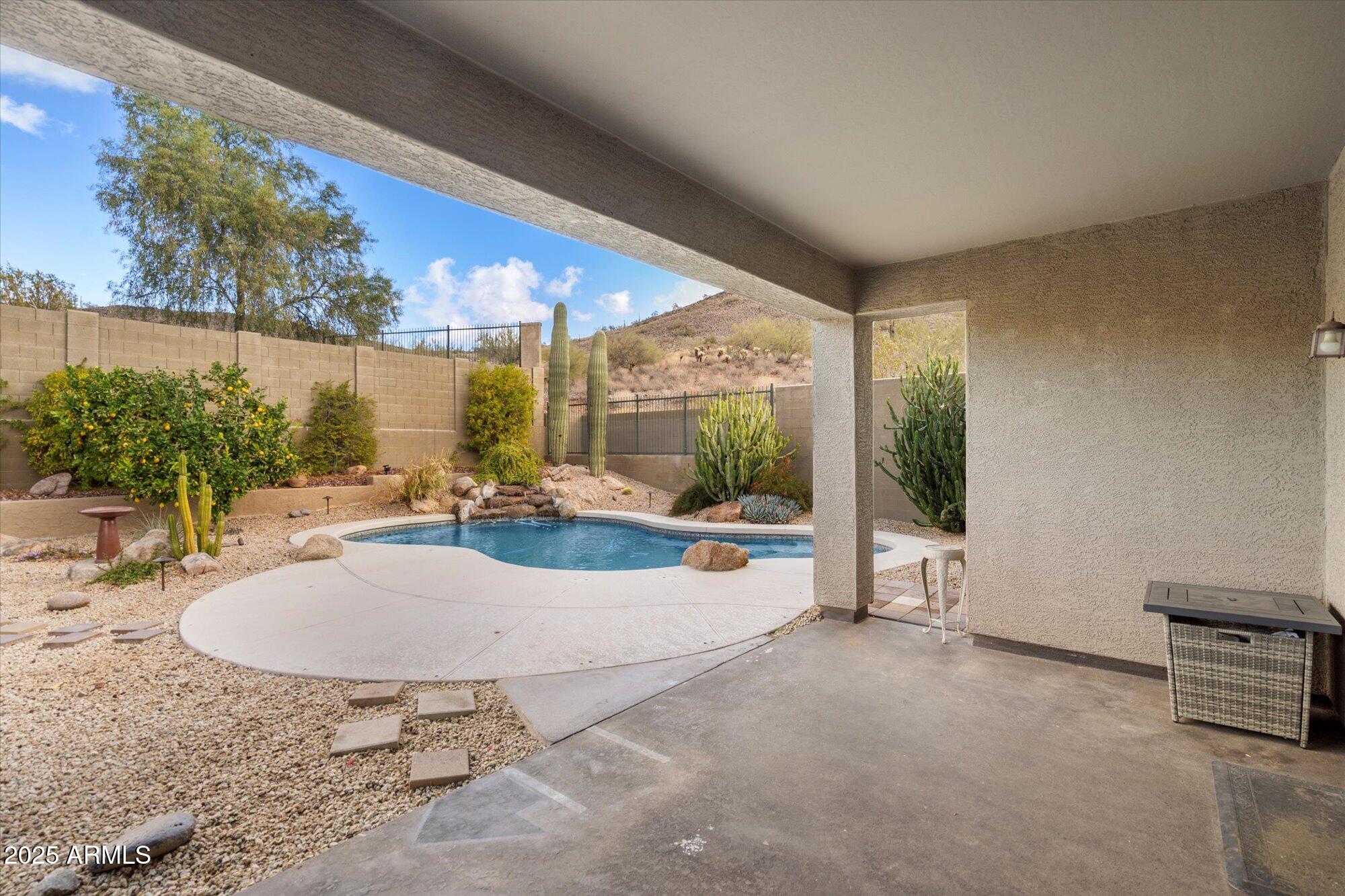 3734 W BLUE EAGLE Court