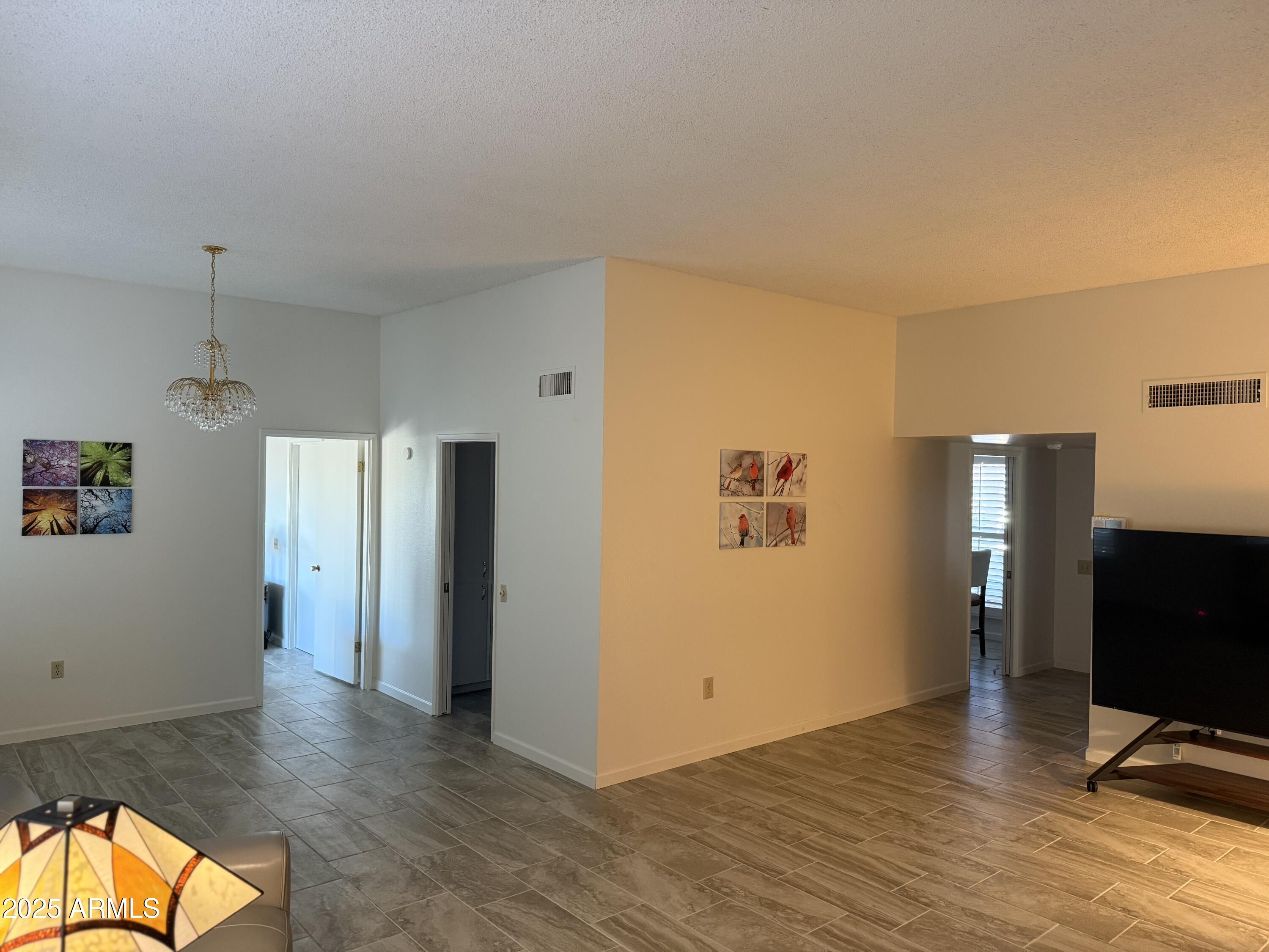 9429 W RAINTREE Drive