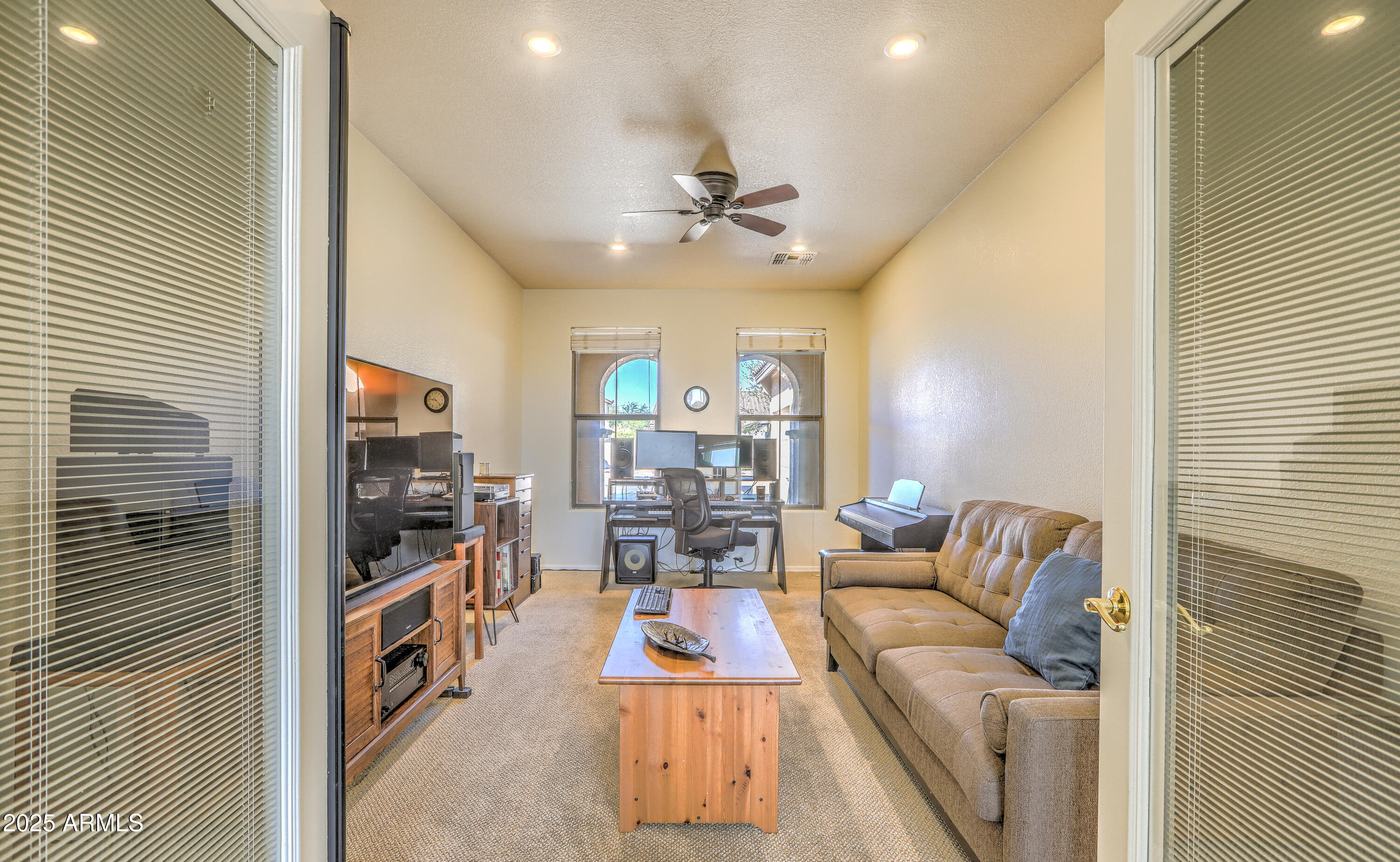 4273 E GLENEAGLE Drive