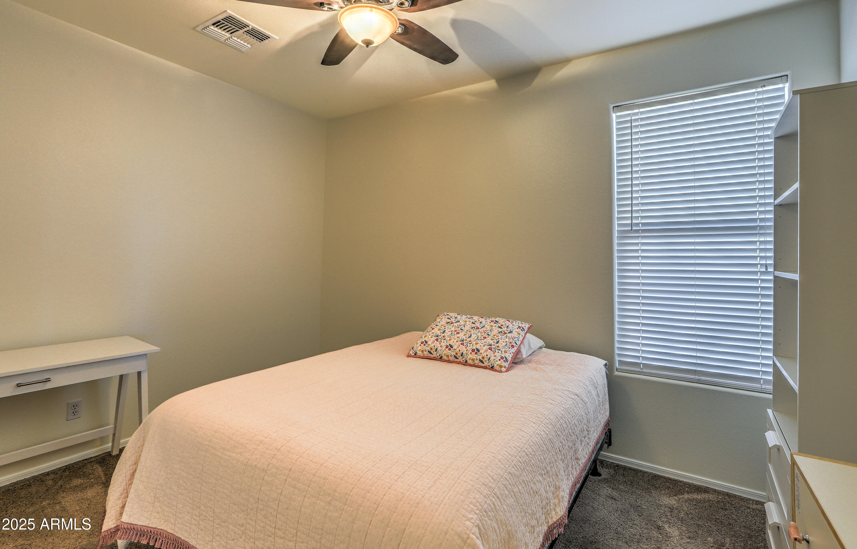 4273 E GLENEAGLE Drive