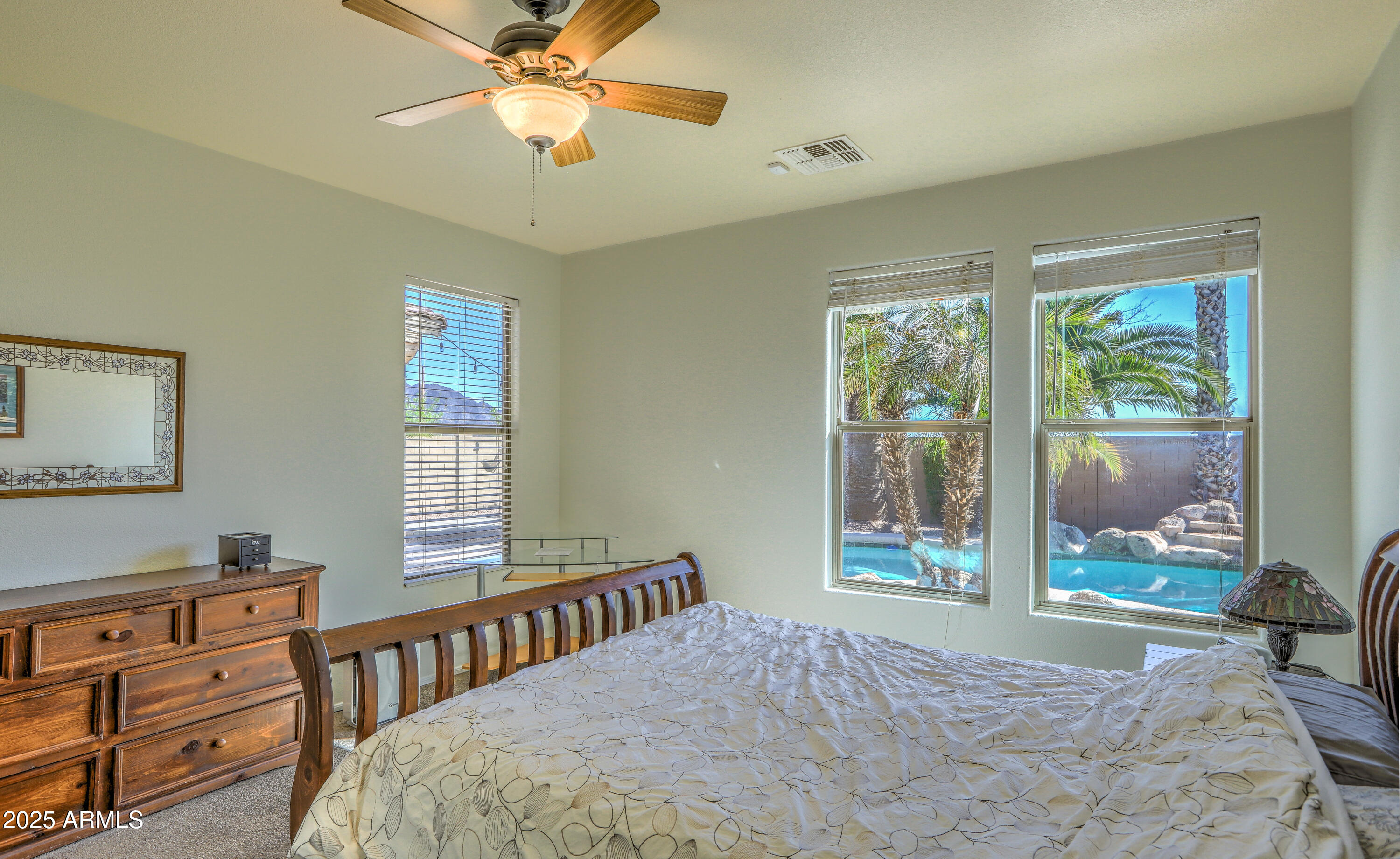 4273 E GLENEAGLE Drive