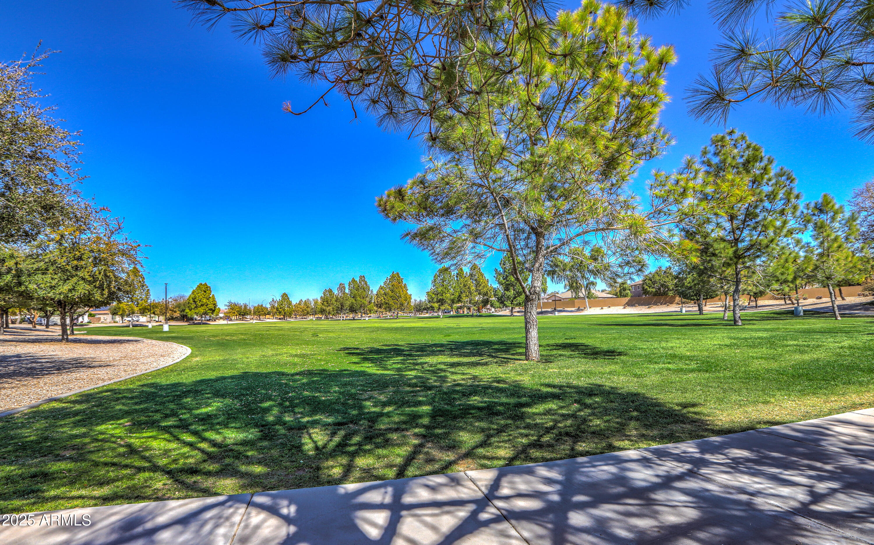 4273 E GLENEAGLE Drive