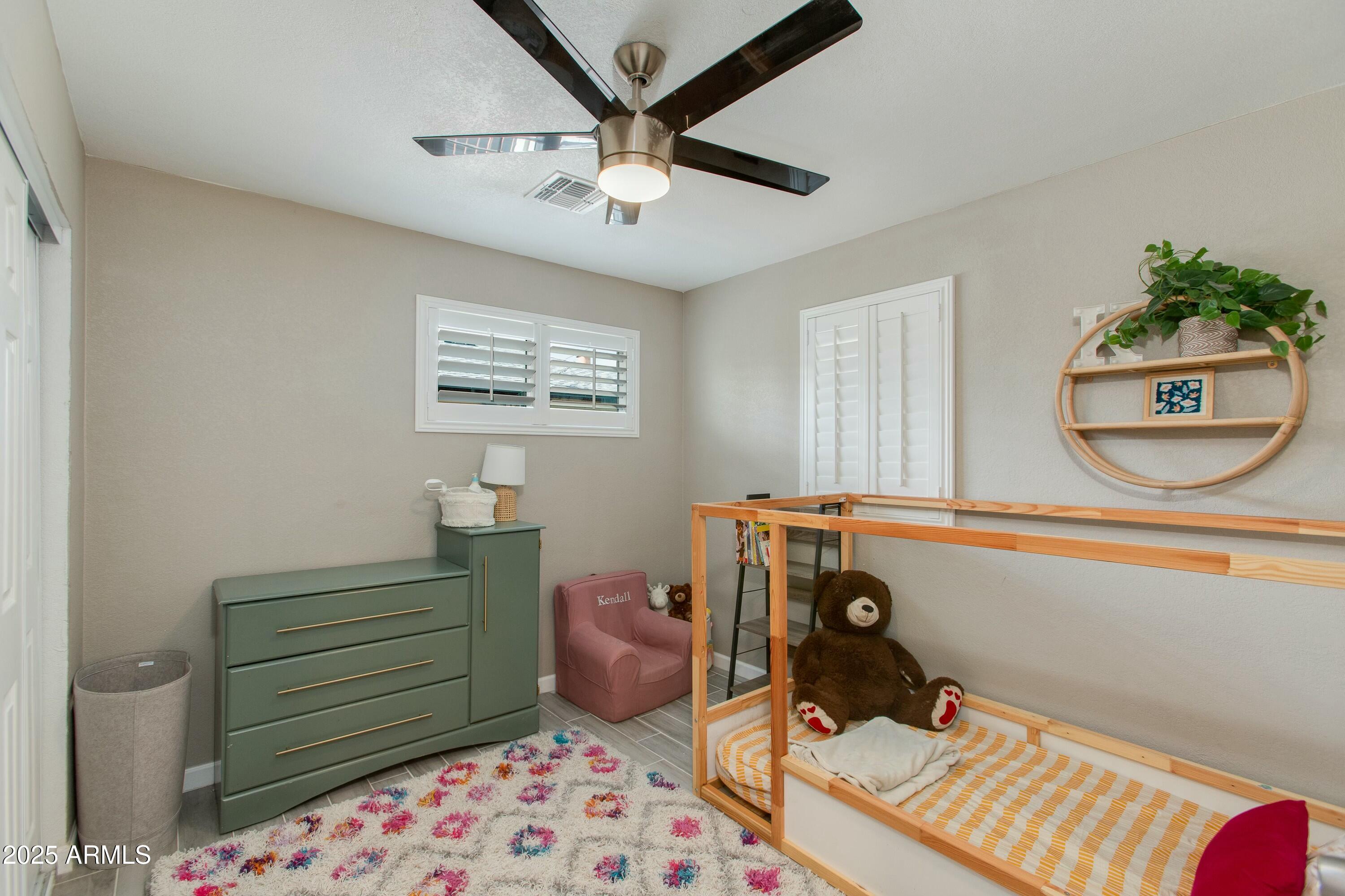 1716 N 32ND Place