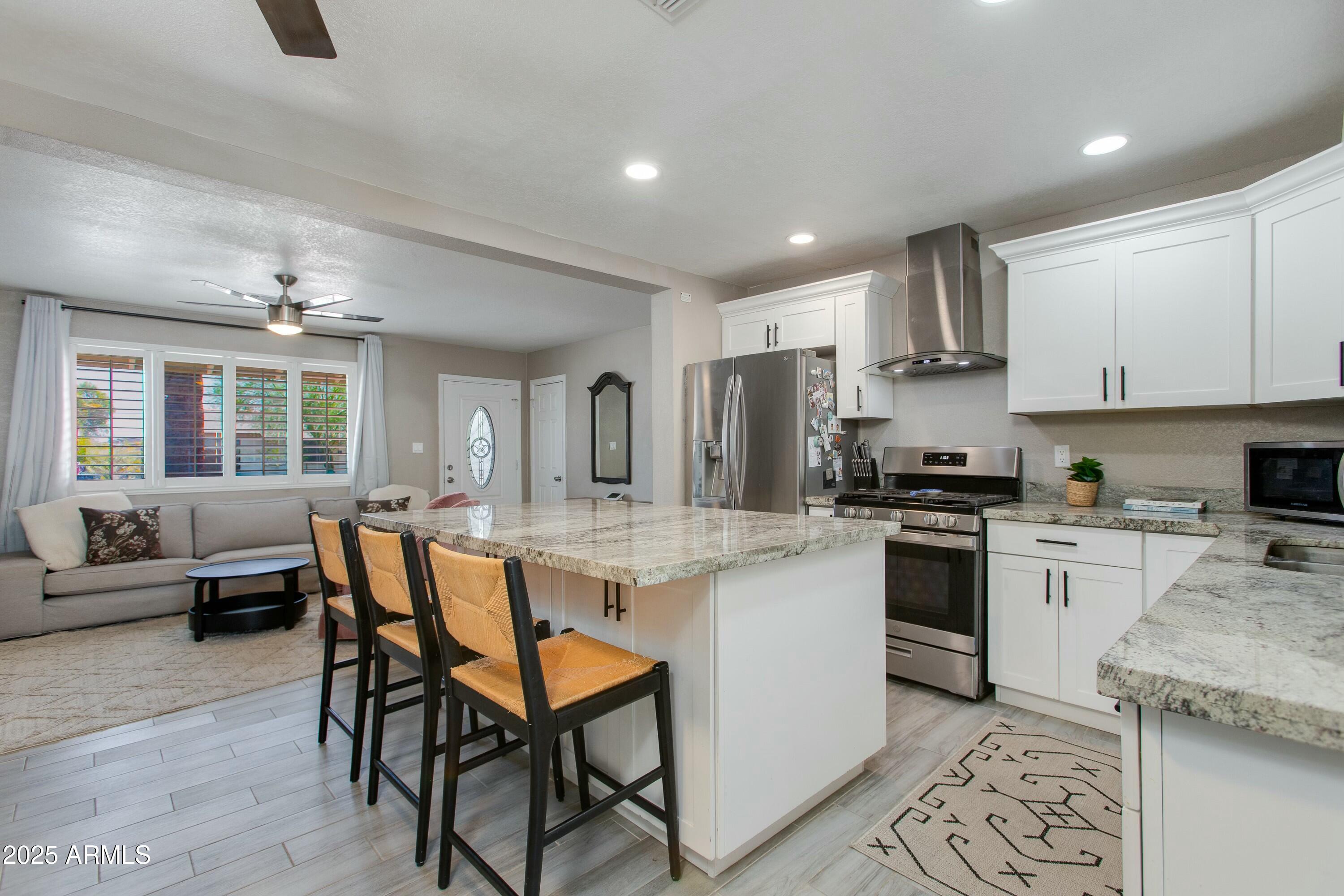 1716 N 32ND Place