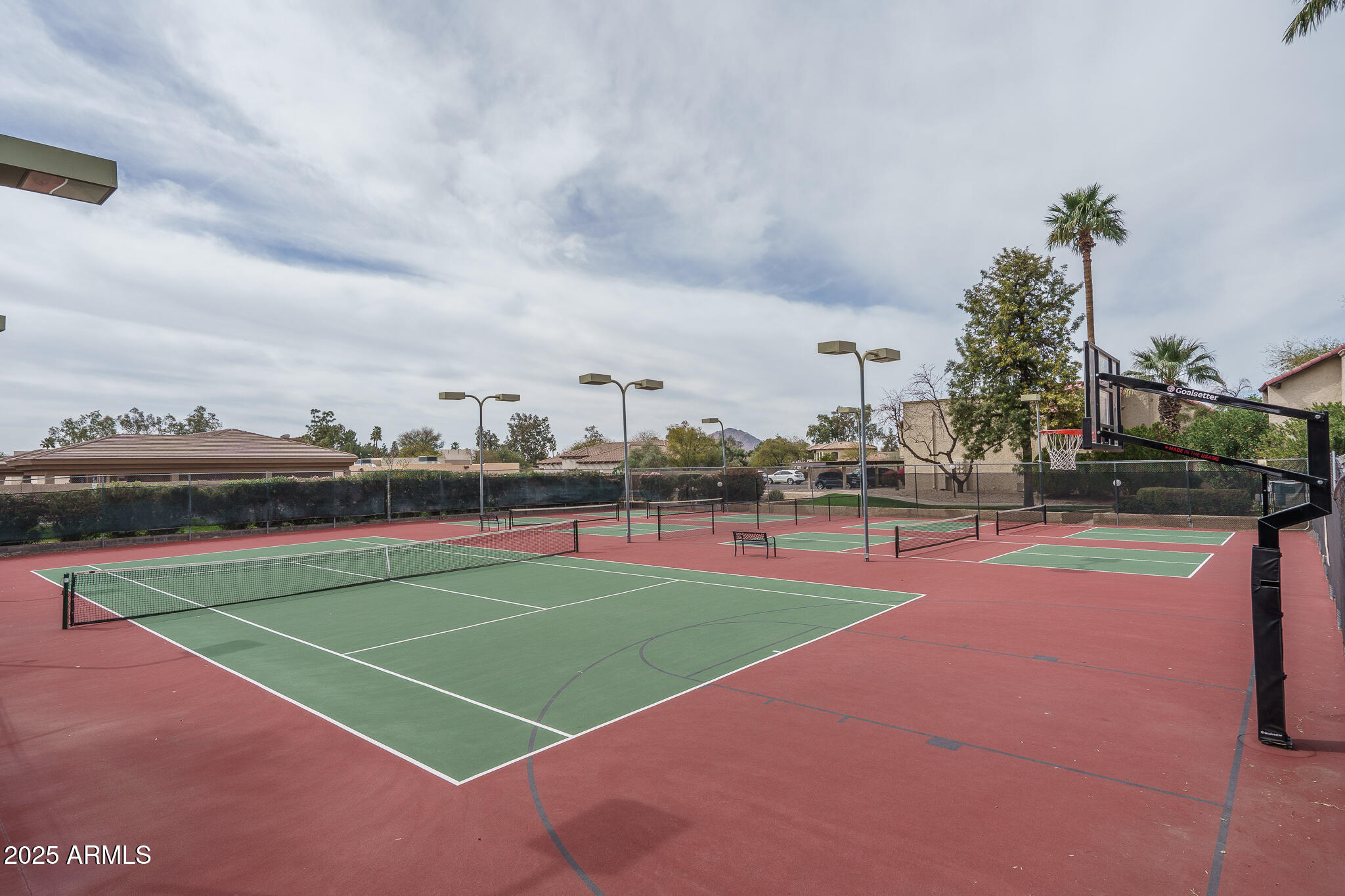 8651 E ROYAL PALM Road 206