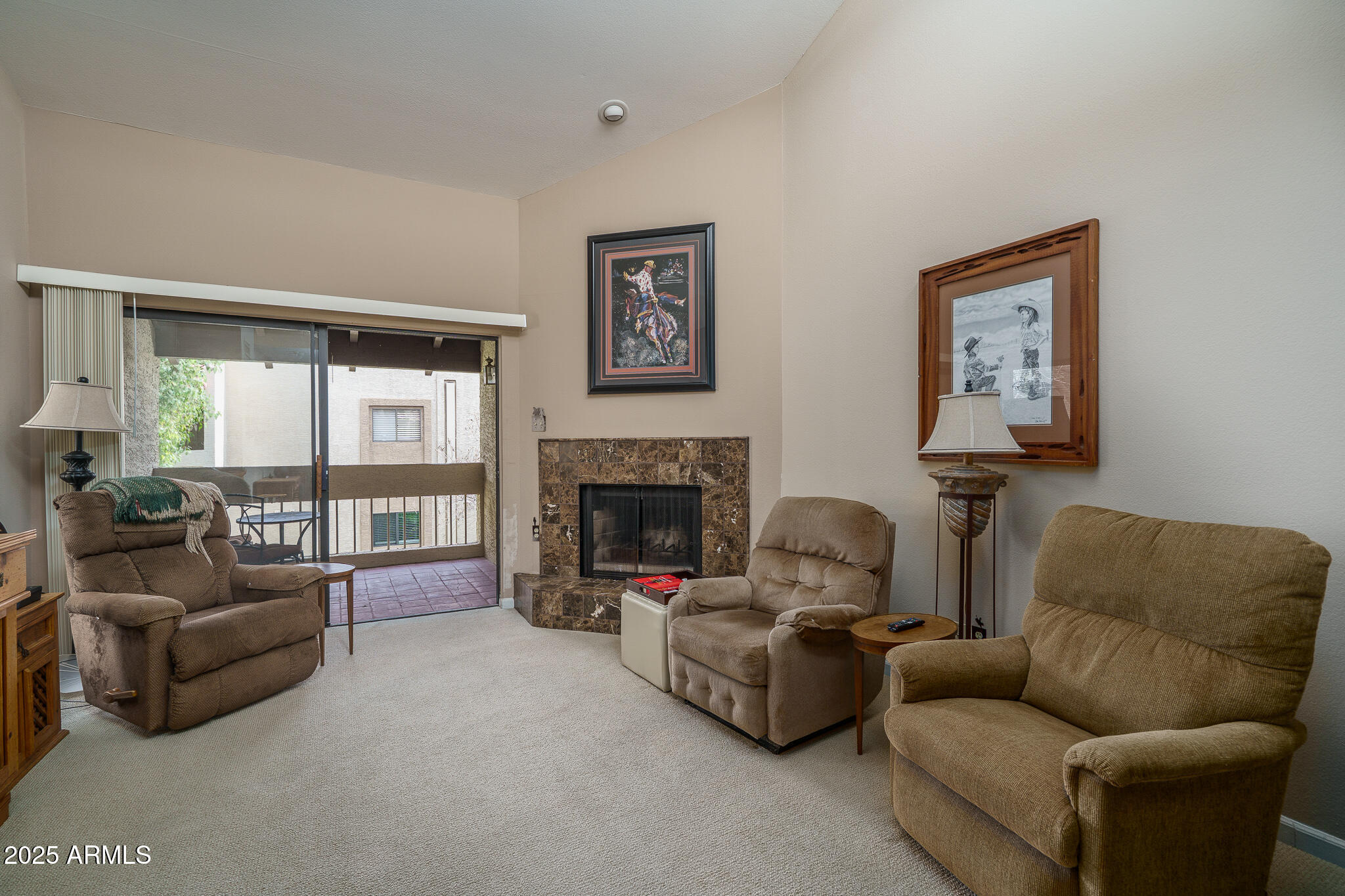 8651 E ROYAL PALM Road 206