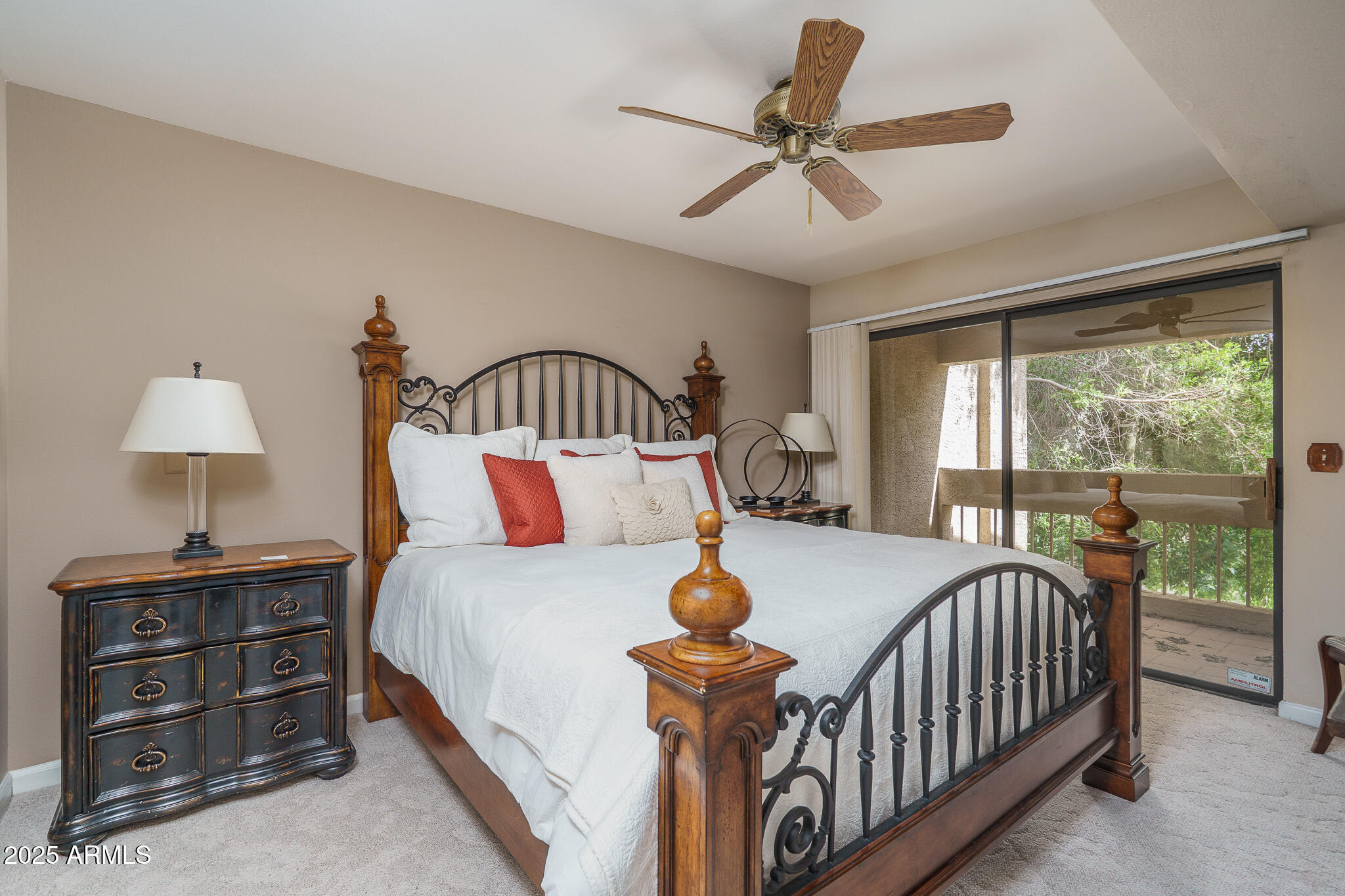 8651 E ROYAL PALM Road 206