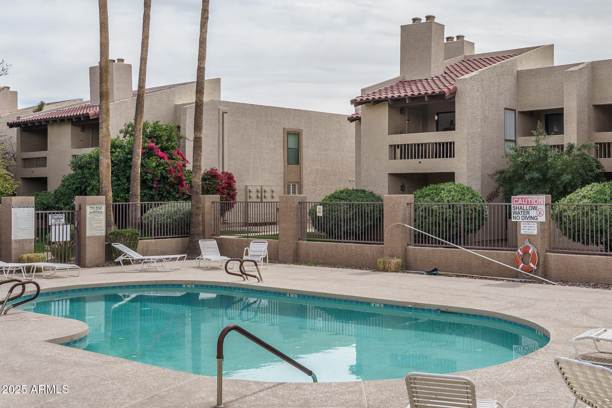 8651 E ROYAL PALM Road 206