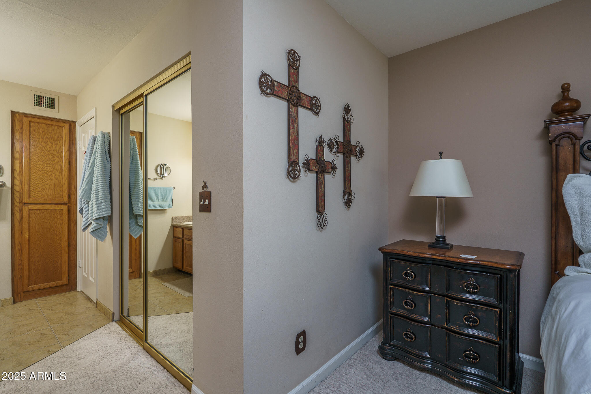8651 E ROYAL PALM Road 206